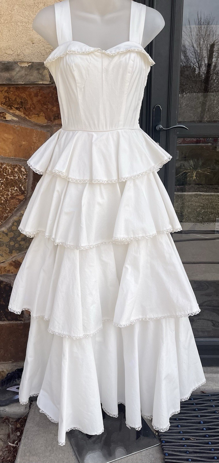 Vintage 1950-60s XS Sz 2 Ruffle Tiered Formal White Cotton Pique Waffle Dress
