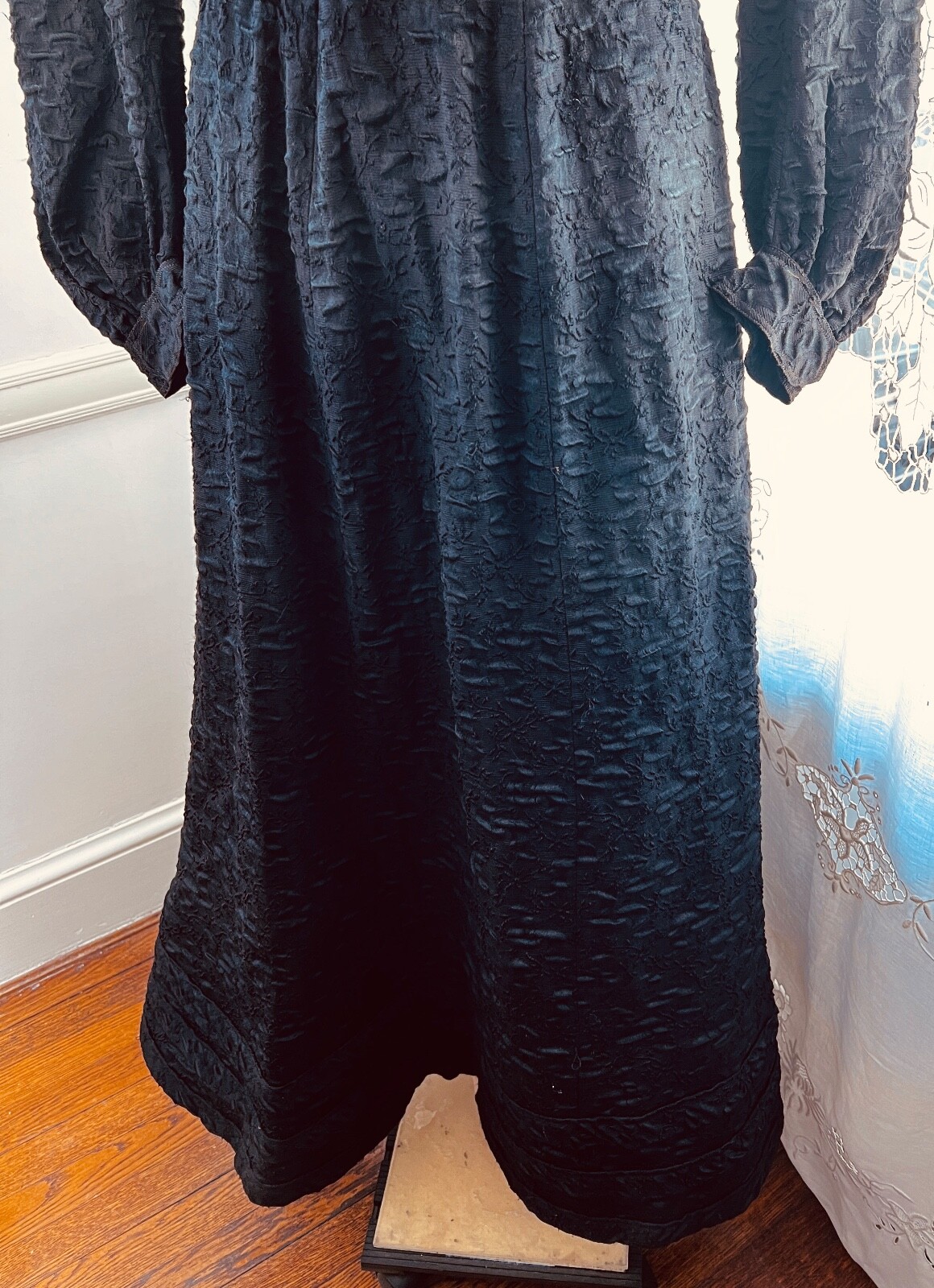 Antique Victorian Black Silk Brocatelle Walking Morning Suit C. 1870 ZZ062
