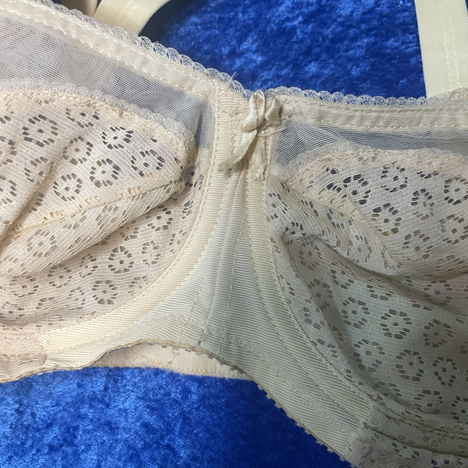 Vintage Goddess Bra 32c Beige Underwire Nylon Pinup Lingerie