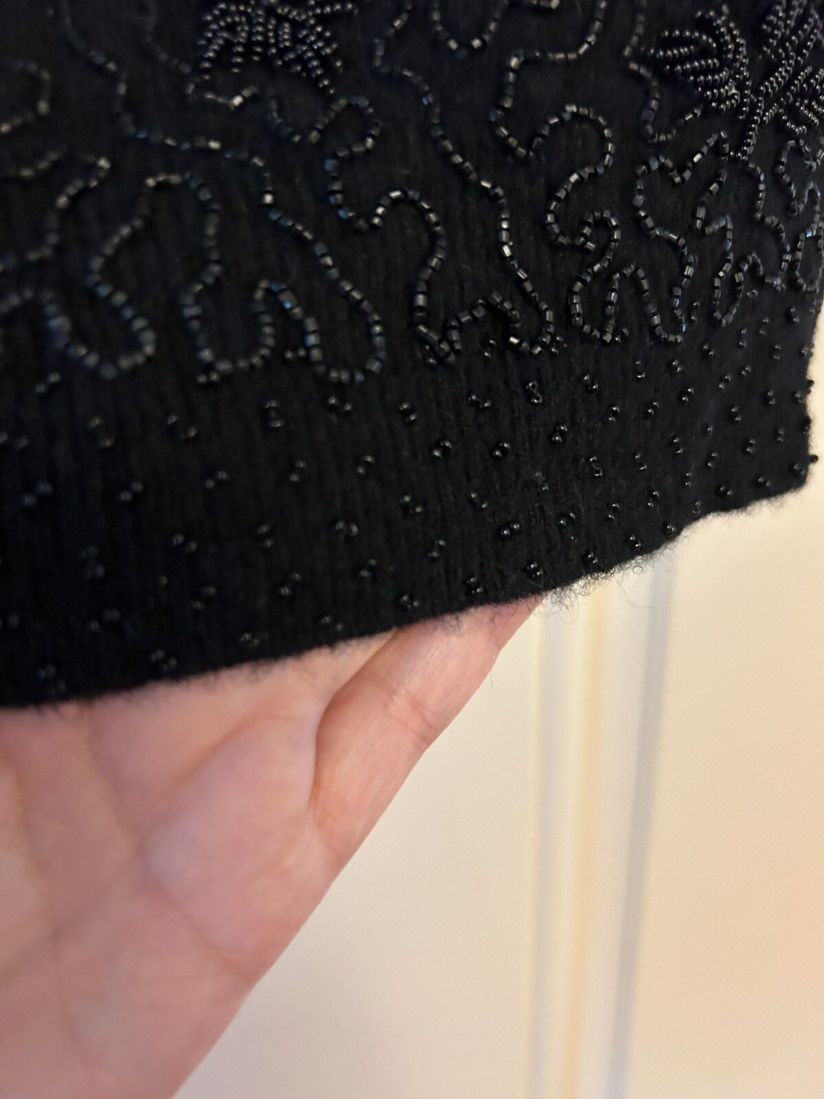 Vintage Elsie Tu Hong Kong Handmade Beaded Cropped Sweater ~ Black ~ Bust 38&Prime;
