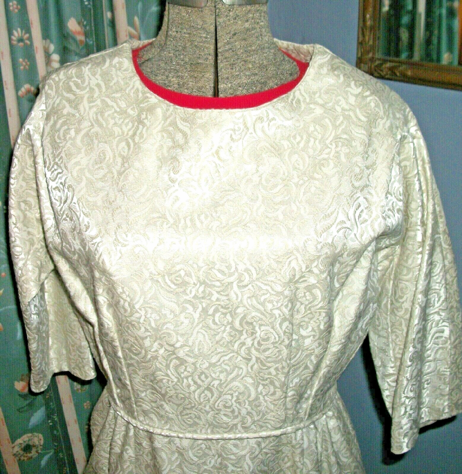 VTG 60s SEAFOAM & IVORY SILK? BROCADE TAILORED DRESS KICK PLEAT 3/4 SLEEVE 6-8?
