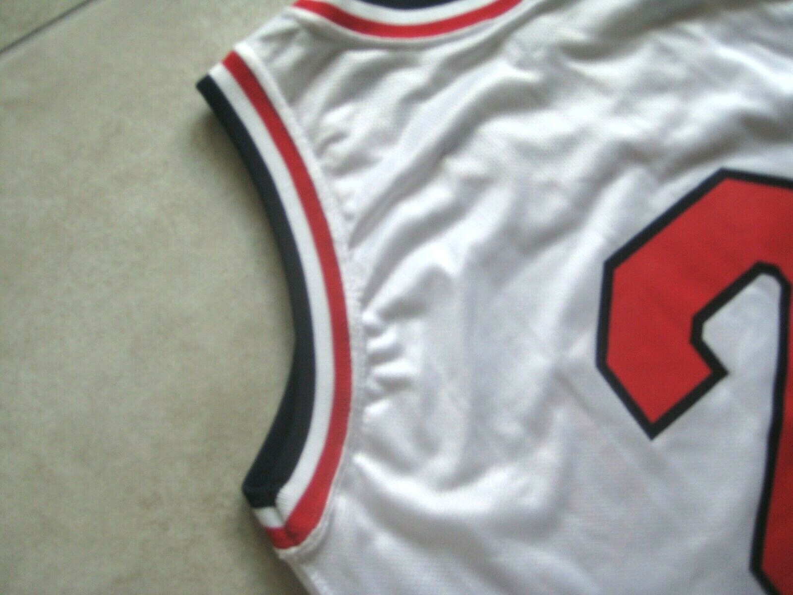 Vintage Lady CHAMPION UNITED STATES USA White Basketball #2 Jersey USED 12 SMALL
