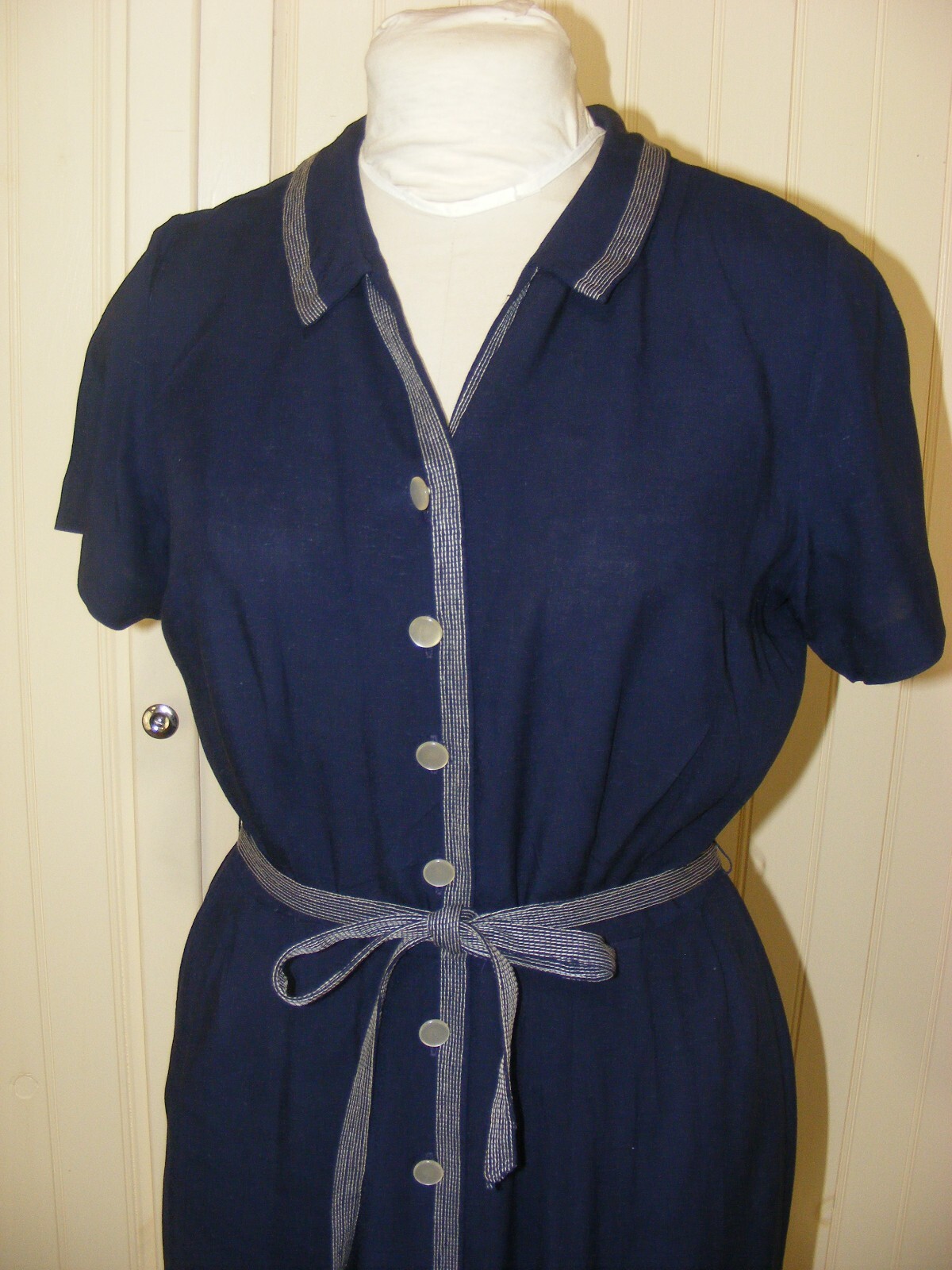 40S DRESS NAVY BLUE BUTTON UP LONG FULL SKIRT BELTED FLAT WAIST M