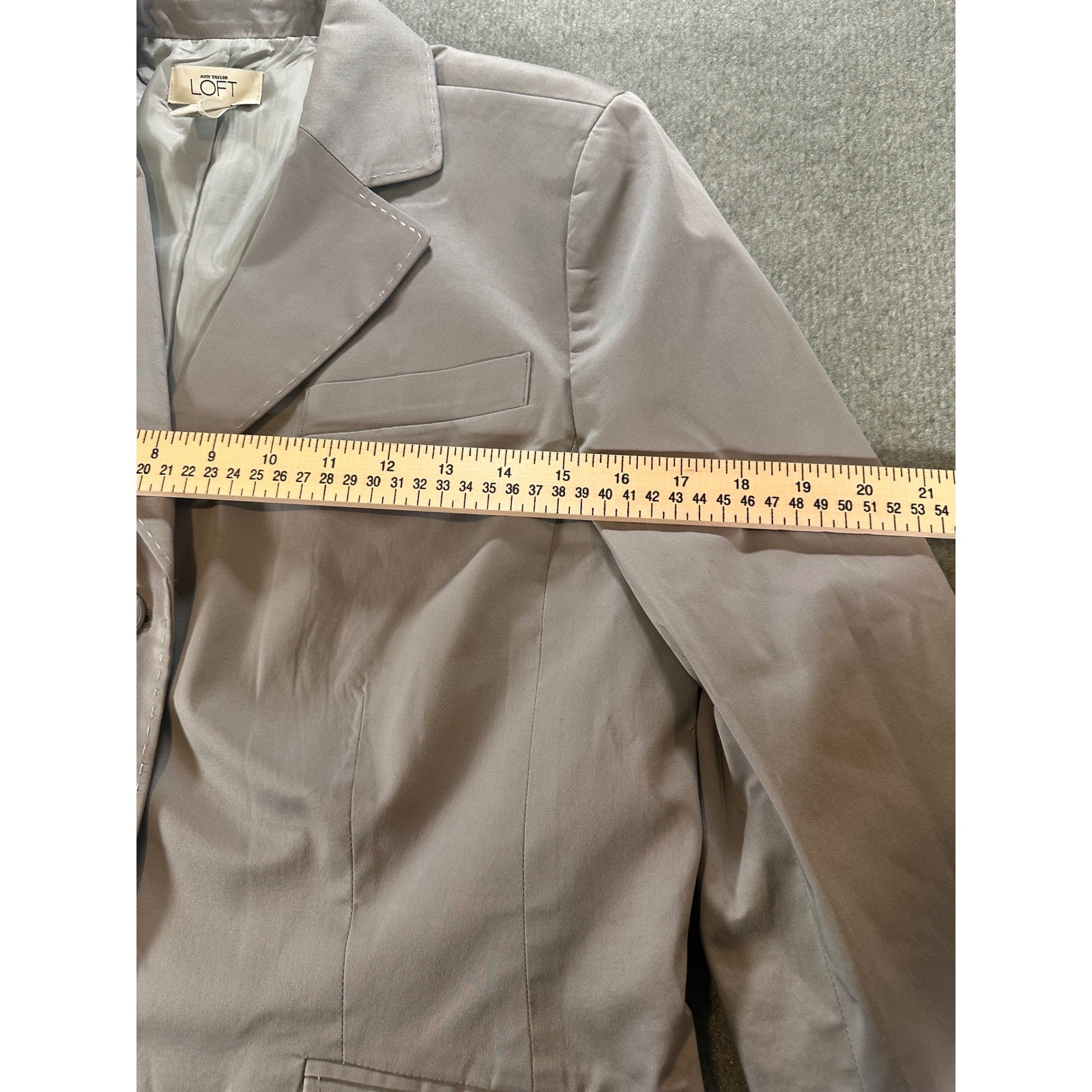 Ann Taylor Loft Womens Grey Three Button Blazer Jacket Size 14 Tailored Lined