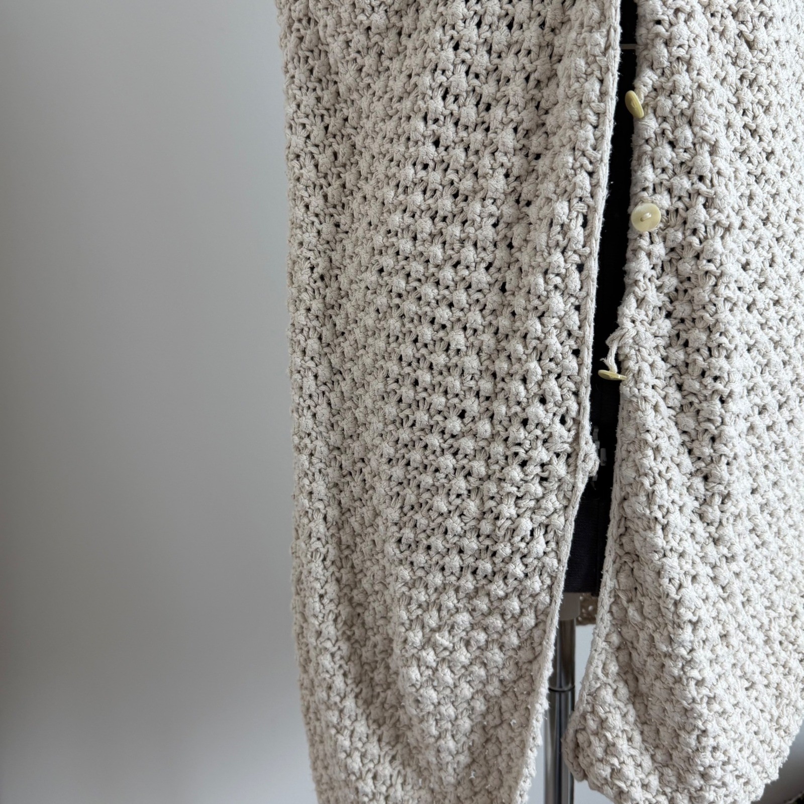Vintage Harold&rsquo;s 100% Silk Button Front Chunky Knit Sleeveless Cardigan