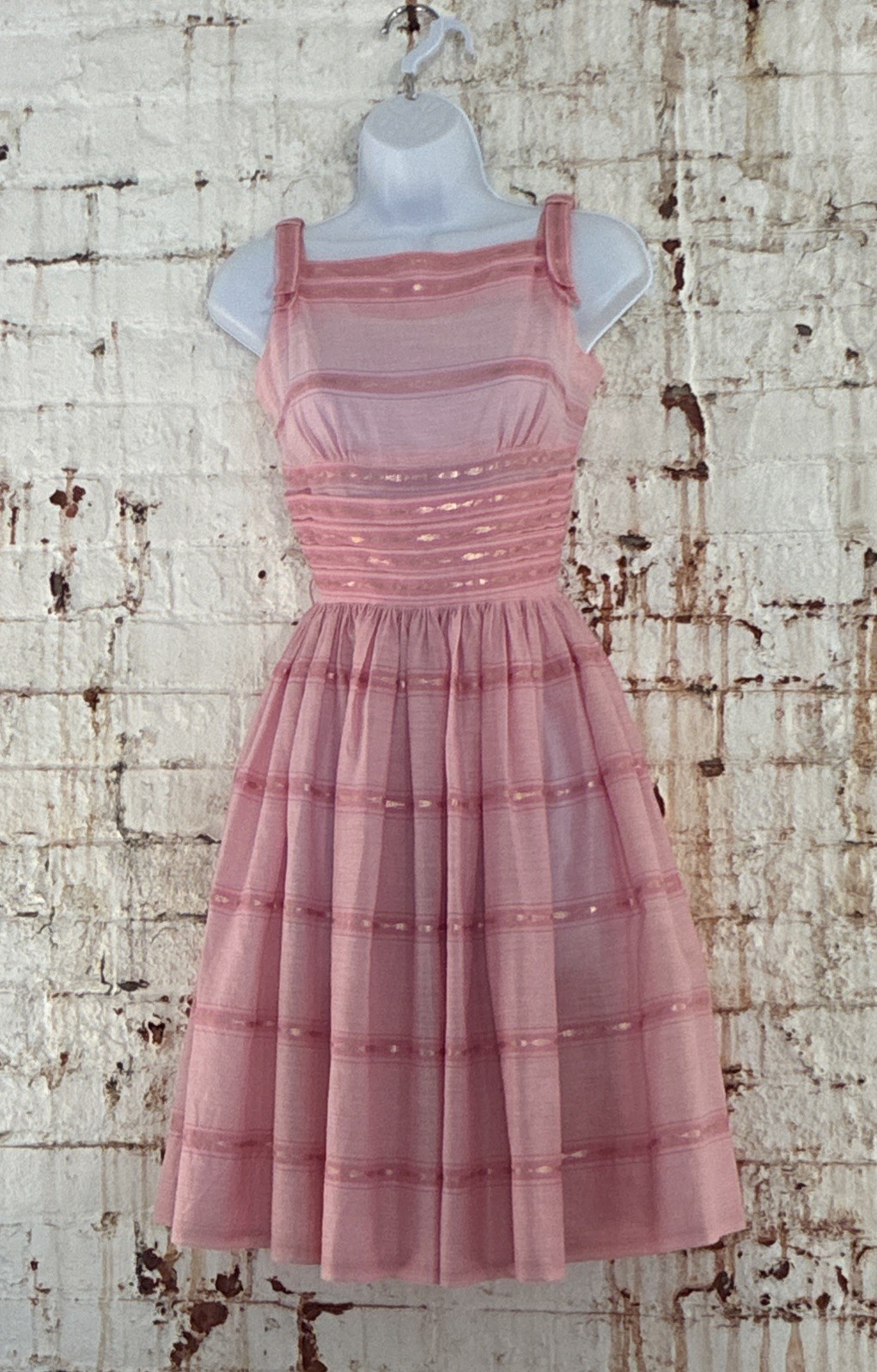 Vintage Vicky Vaughn Jrs Pink Cotton Dress Full Skirt Summer Size XS