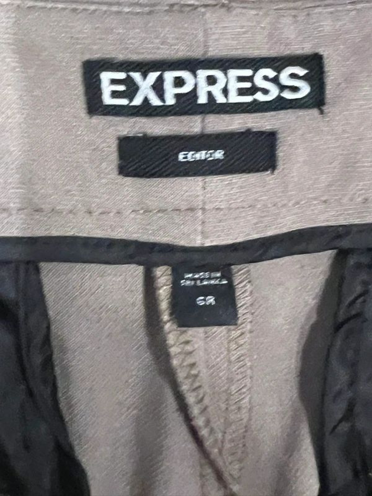 Express Editor Women’s Beige Bootcut Dress Pants Size 6R (K)