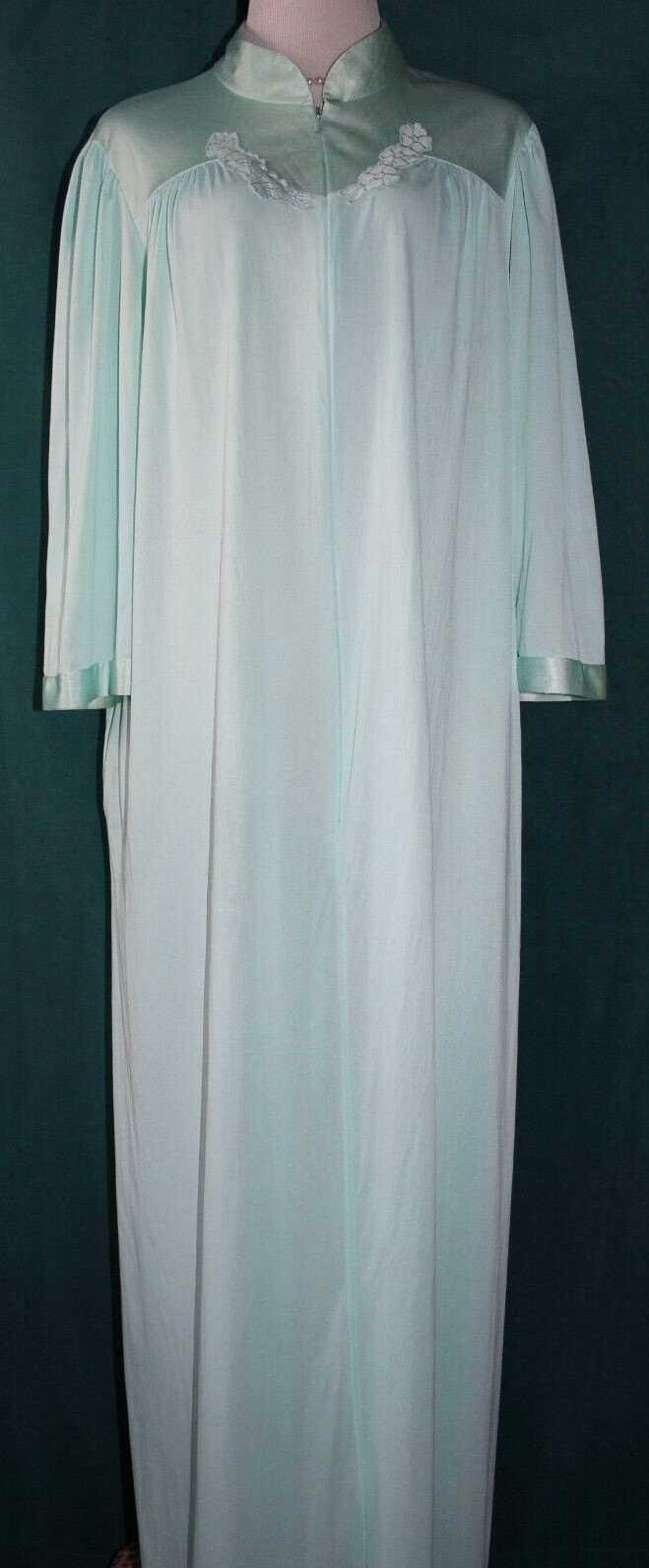 VANITY FAIR Aqua Blue Long Robe Zip VINTAGE Nylon Classic Sz L Satin Trim USA