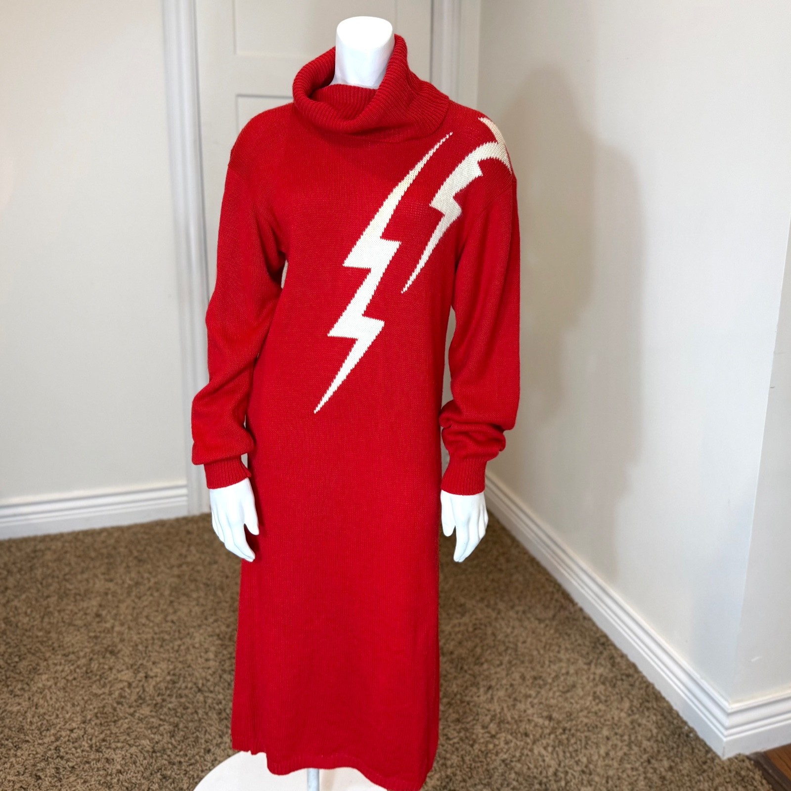 Vintage 80’s LIGHTNING BOLT SWEATER DRESS M Turtleneck Red Long Sleeved Intarsia