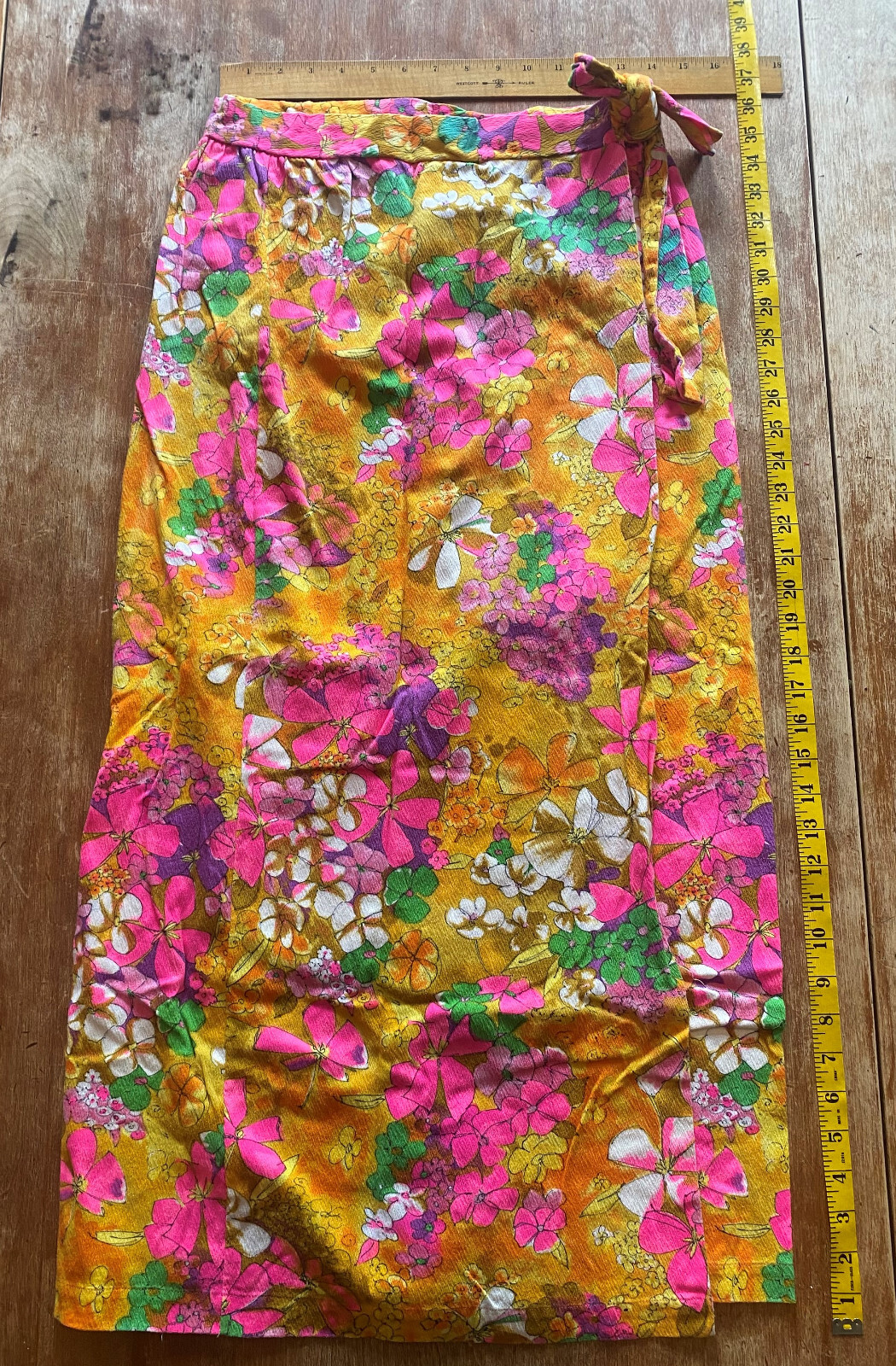 Vintage Flair Lingerie Floral Wrap Skirt 1960&rsquo;s
