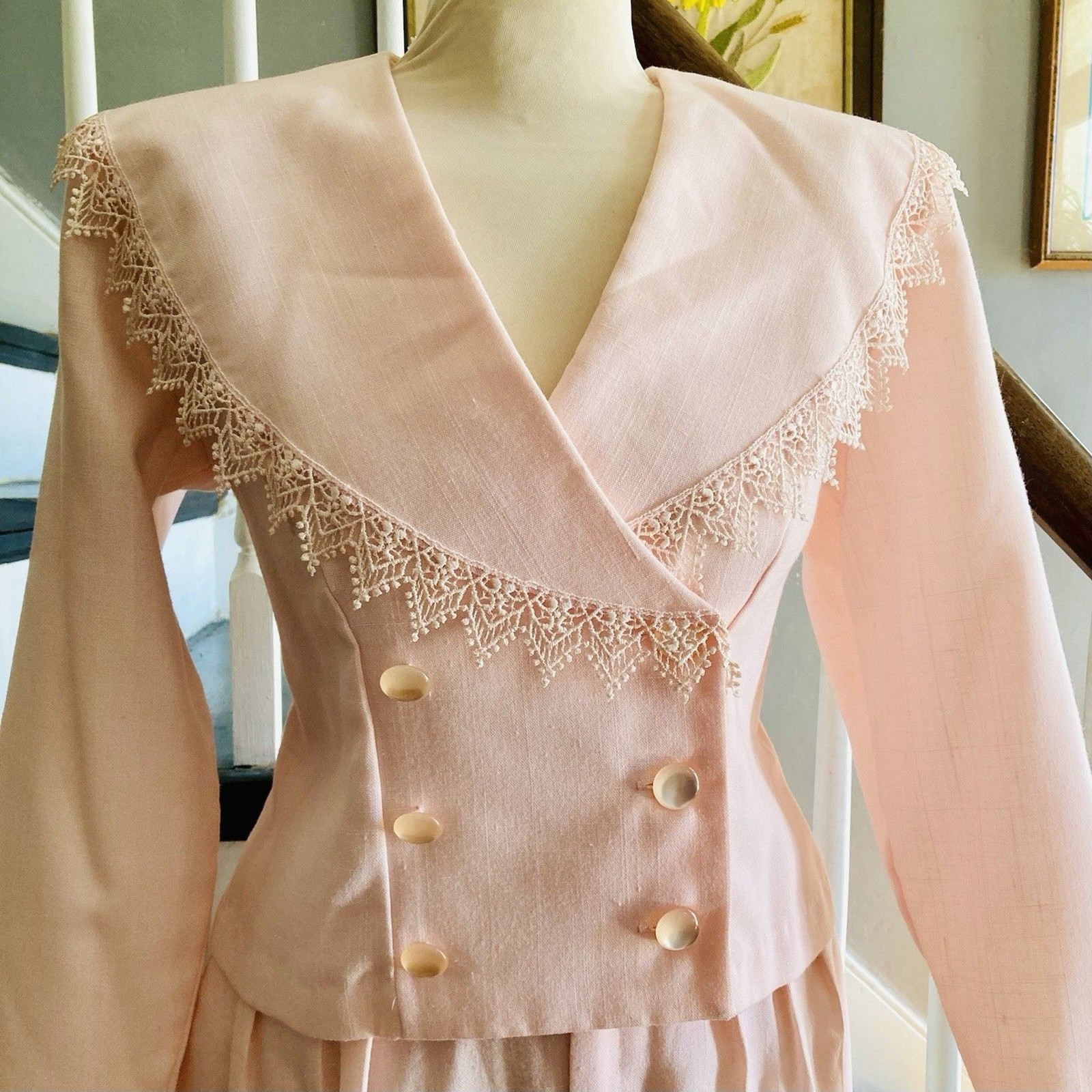 1980s Linen-look Petal Pink Lace-trimmed Pantsuit For Work Church Or Tea Parties