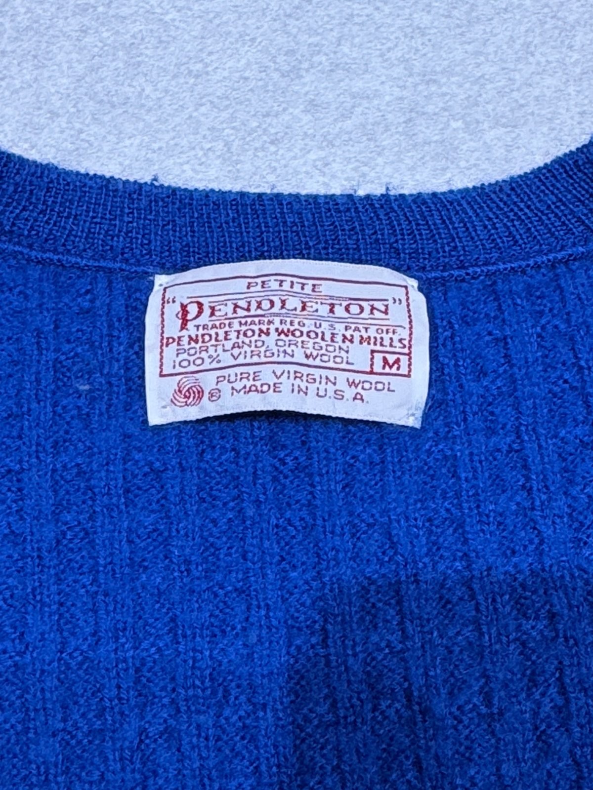 VTG Pendleton 1980 Petite Cobalt Blue Wool Cable-knit Cardigan Sweater USA M