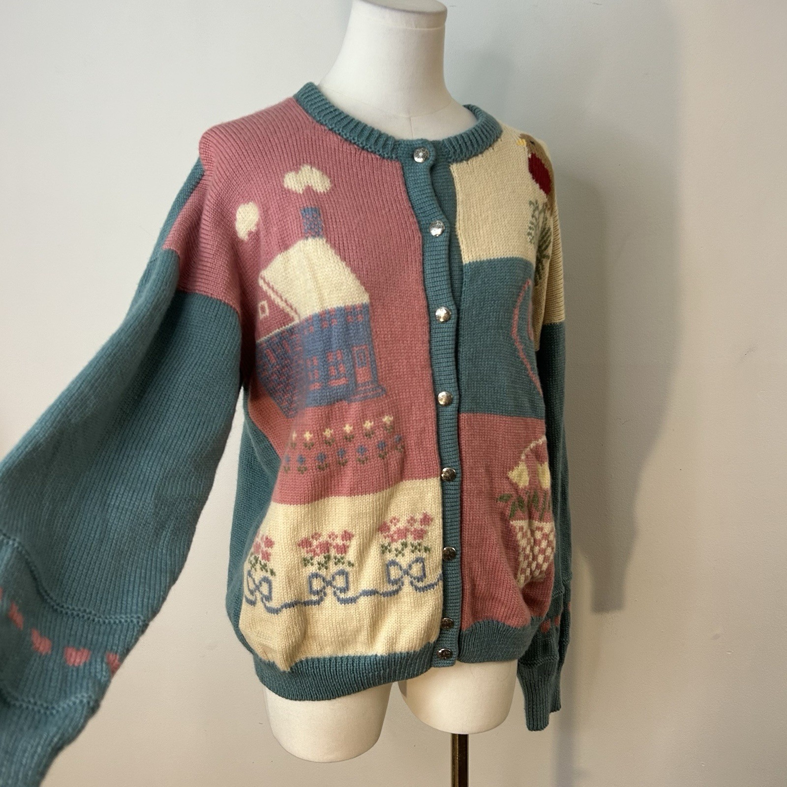 80s 90s Hand Knit Wool Sweater Cottagecore Grandma Coquette 40 Inch Bust