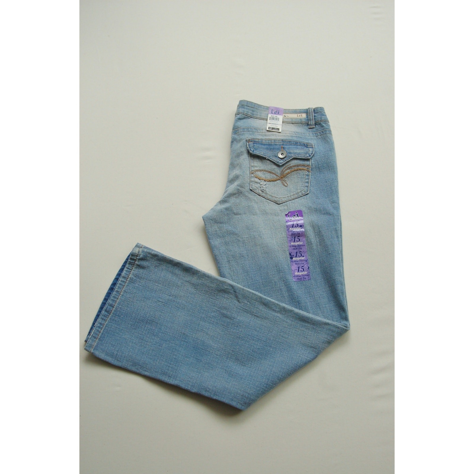 New With Tags (NWT) : l.e.i. Ashley Low-Rise Flares Y2K vintage Deadstock