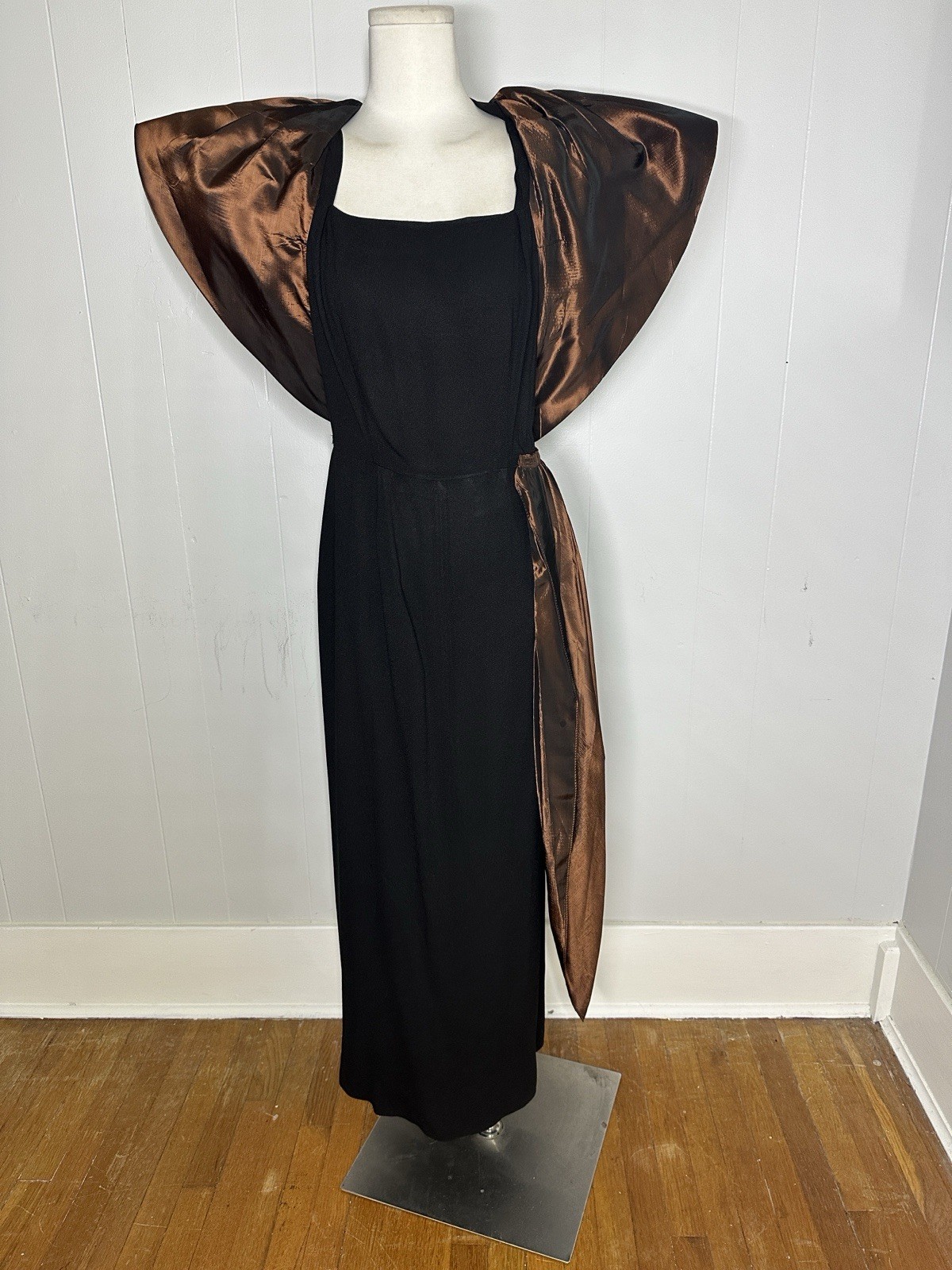 Vintage 40s Sculptural Couture Look Iridescent Taffeta Dress