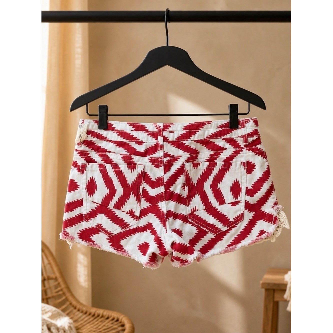 Vanilla Star Red and White Geometric Print Denim Shorts Junior size 13 Shorts