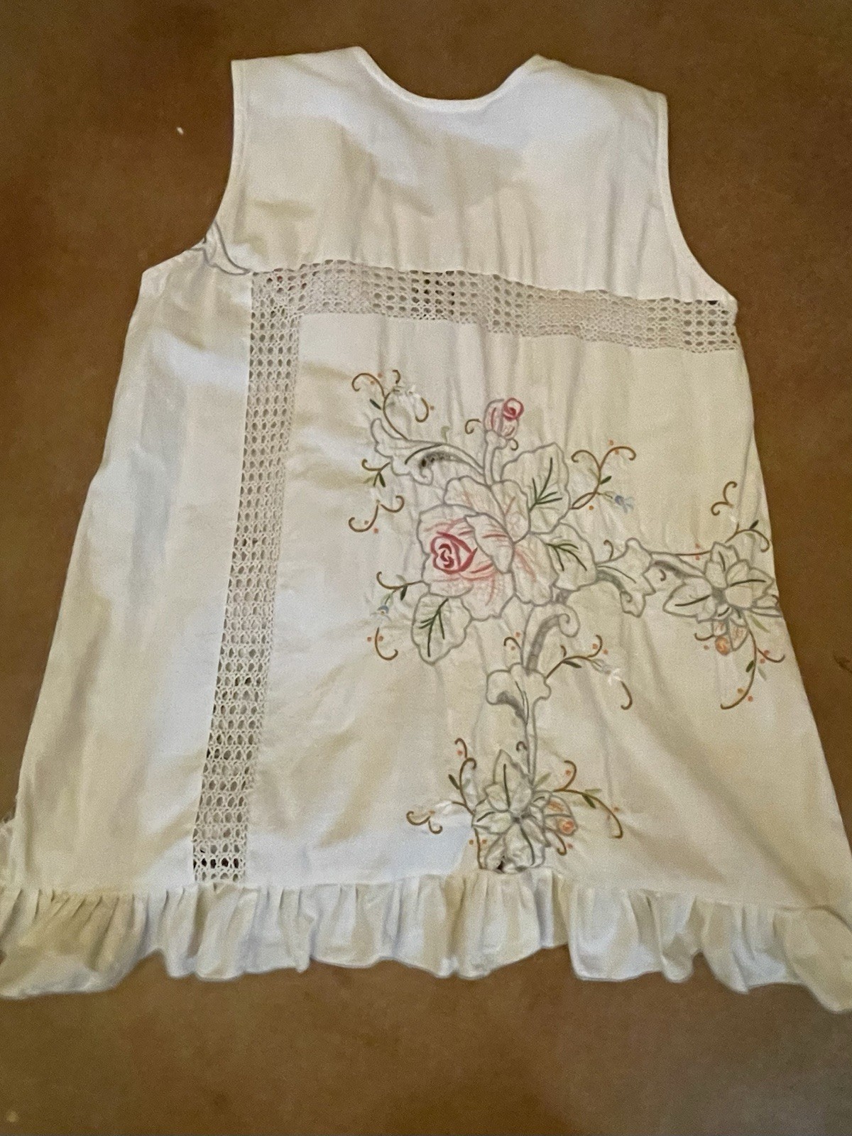 Handmade Tunic Embroidered Tablecloth M/L White Sleeveless