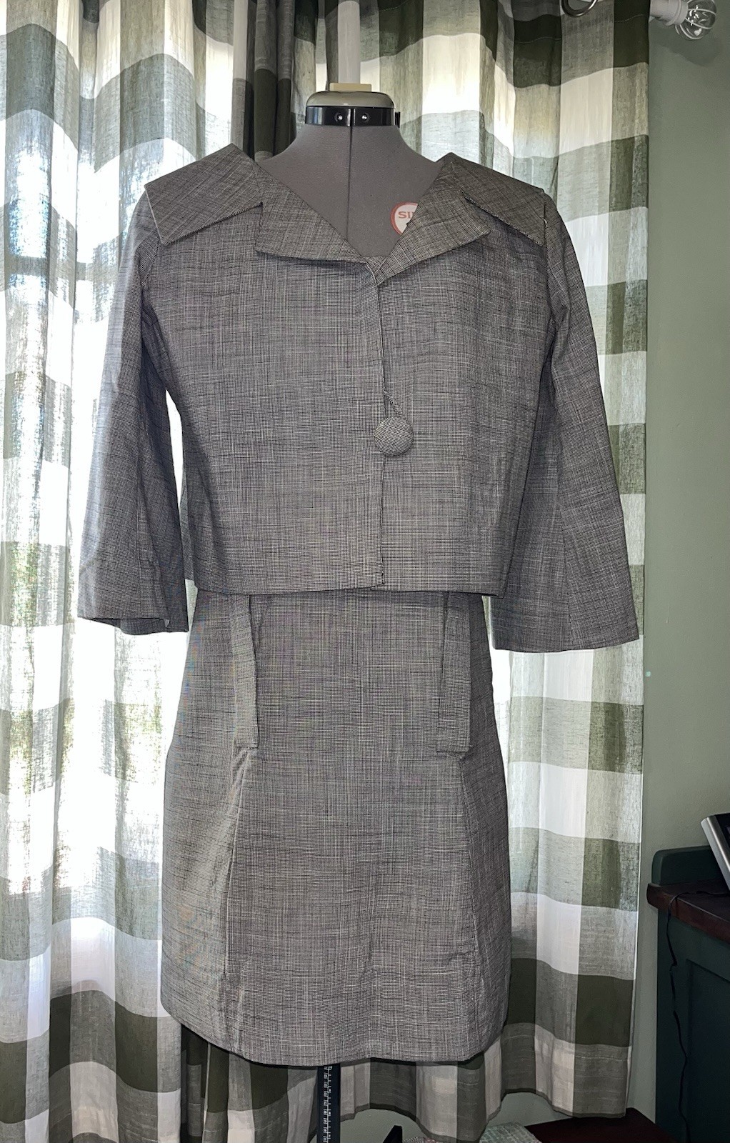 VTG 60s Homemade Dress With Pockets And Pleated Back Jacket. Small To Medium