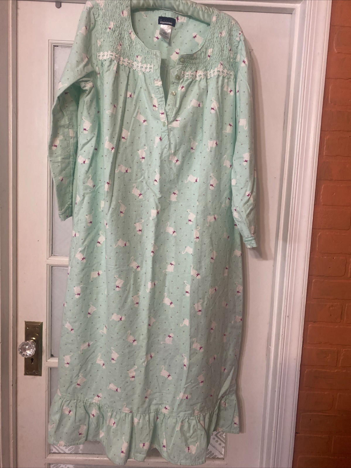 Vtg Cotton Flannel Granny Night Gown Minty Green Cats Large