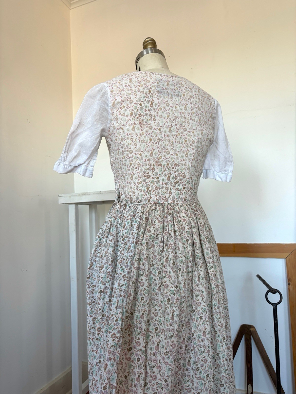 Antique 1932 George Washington Bicentennial Floral Cotton Colonial Costume Dress