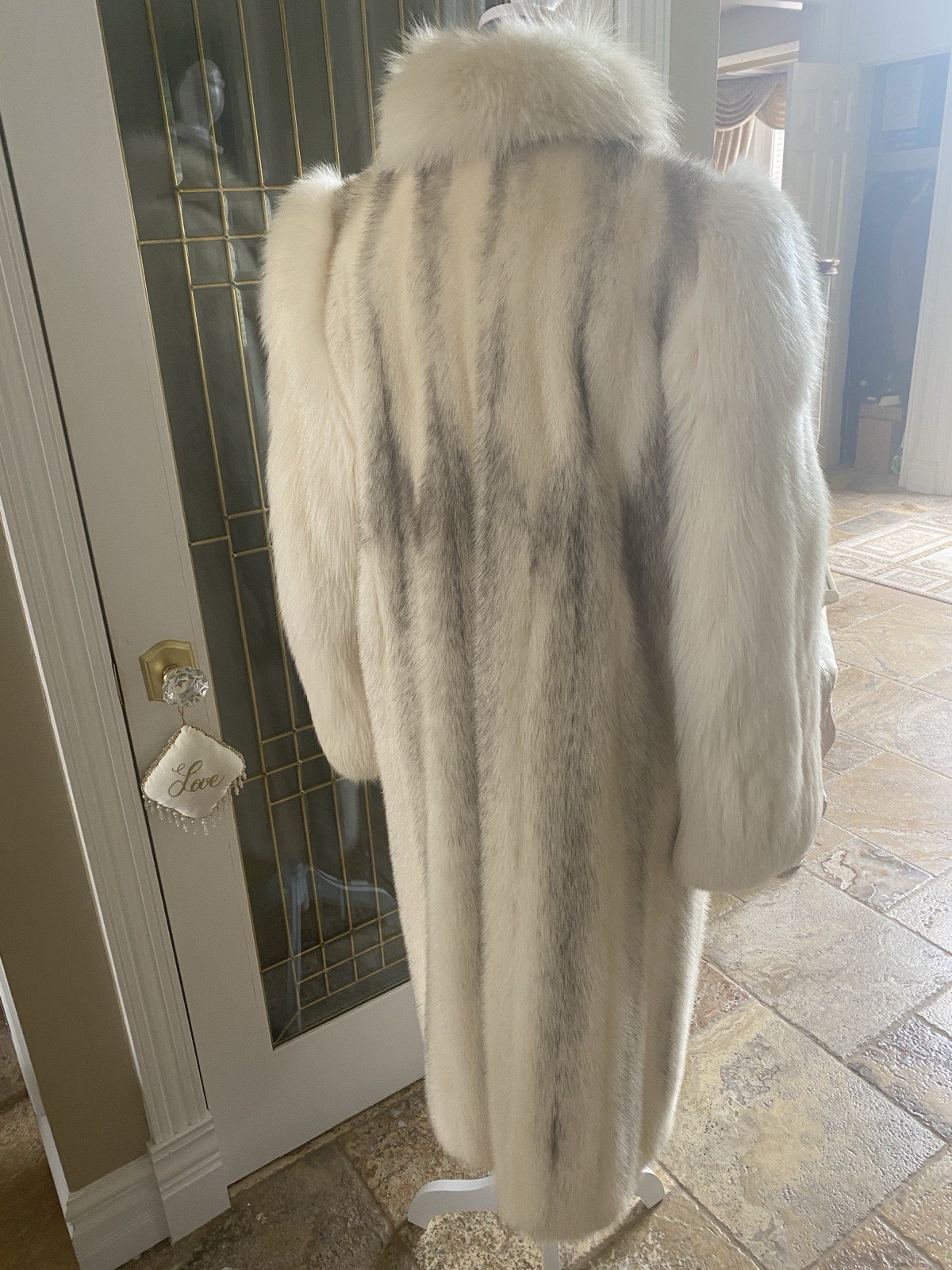 Winter White Full Length Female Mink Coat/Fox Tux Front And Sleeves /W Mink Hat