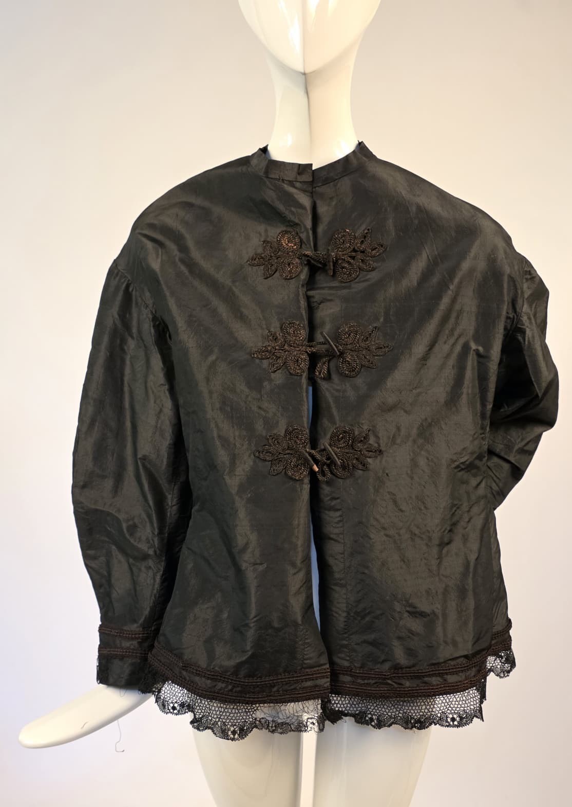 CIVIL WAR ERA BLACK SILK TAFFETA JACKET W LACE TRIM + FROG CLOSURE