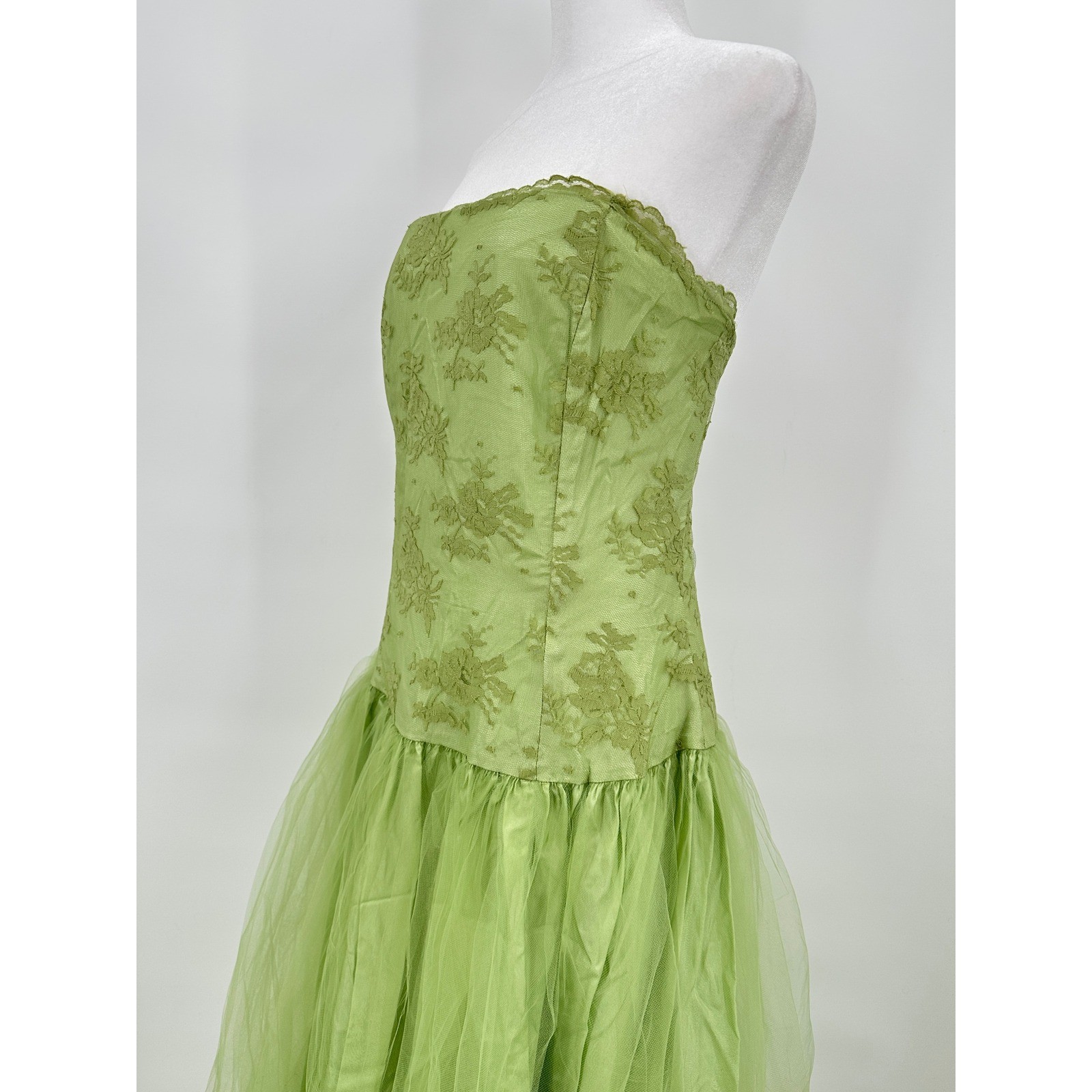 Jessica McClintock for Gunne Sax Vintage Lime Green Lace Tulle Gown Dress 13/14