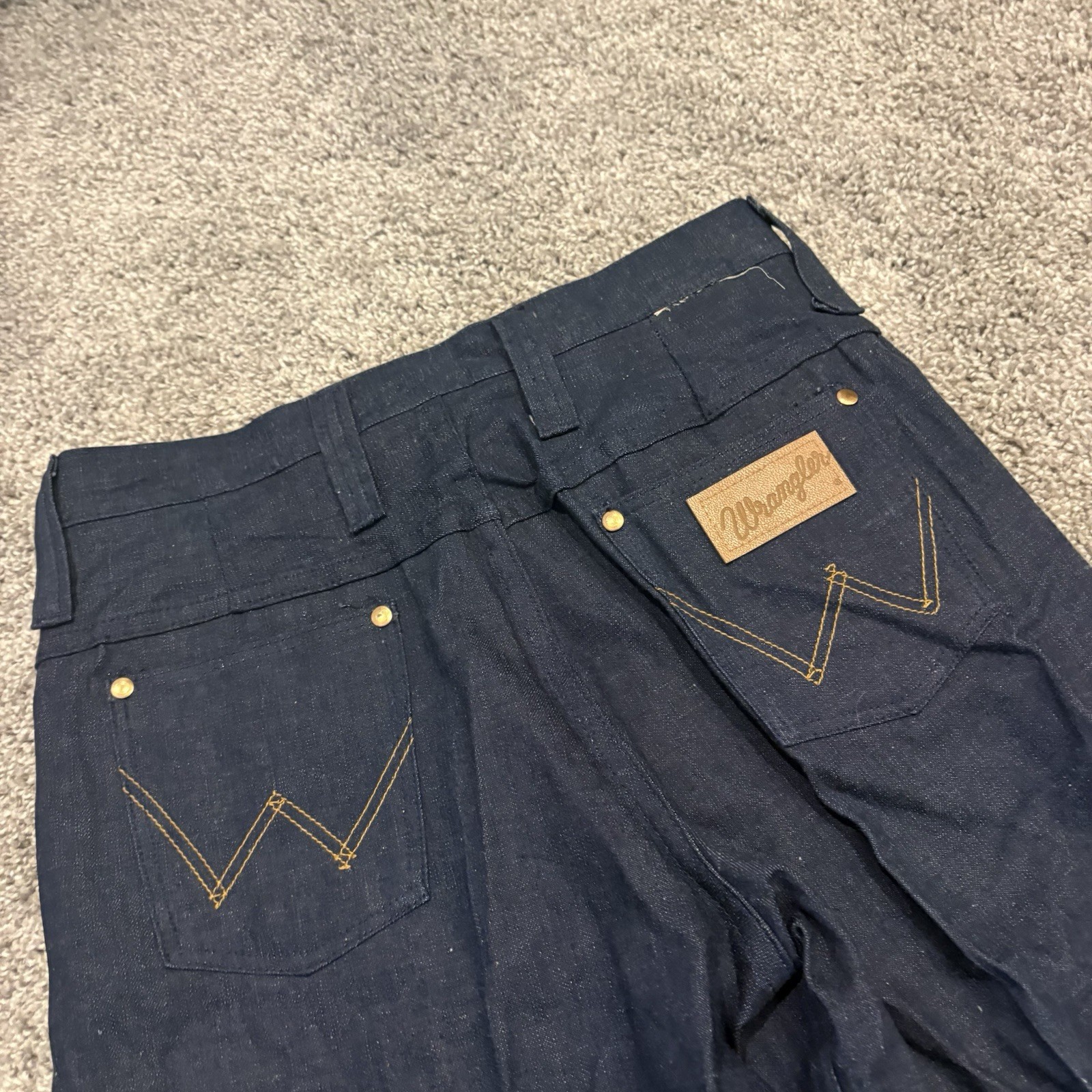 Vintage 70s Wrangler Bell Bottom Patch Pocket Flare Jeans 11/12 30×32 USA NOS
