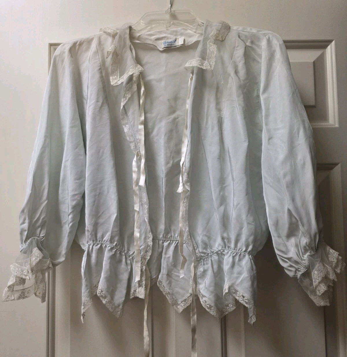 1950s NEW Artemis Bed Jacket Blue Ice, Scalloped Edges & lace trim M/L Rare!