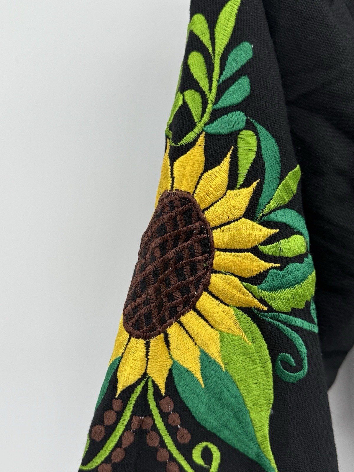 Mexican floral hand embroidery blk sunflower huipil blouse tunic cinco de mayo