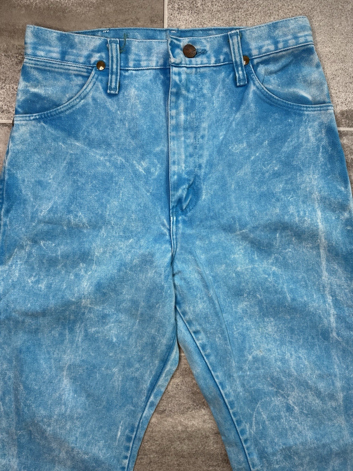 VTG Wranglers Women&rsquo;s Cowboy Cut Slim Fit Acid Wash Blue Style#14MWZHQ Sz 13×34