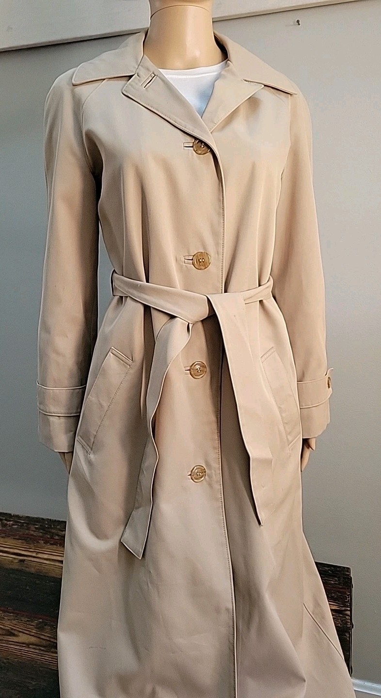 Vtg Halston for Misty Harbor Belted Lined Tan Womens Sz 6 Trench Raincoat Button