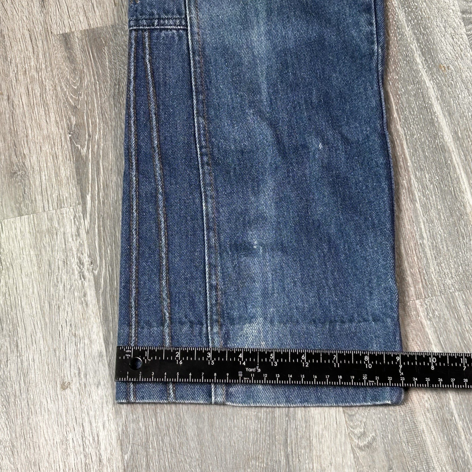 Vintage Women’s Jeans 33×29 Wide Leg Flare Embroidered Denim Western Boot Cut