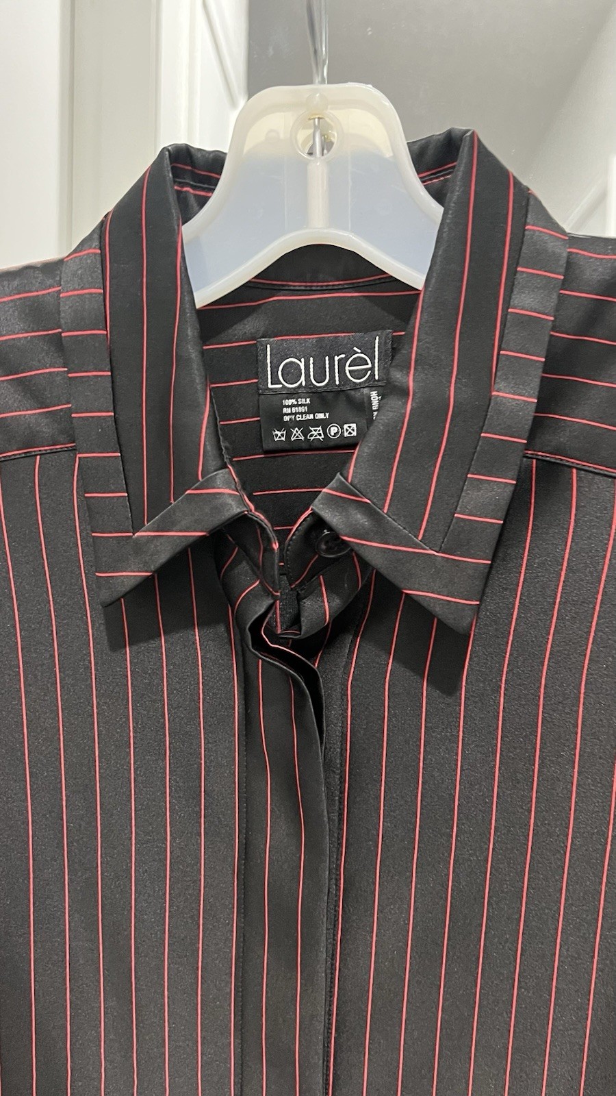 Vintage Laurèl 100% Silk Blouse Made in Hong Kong Size L