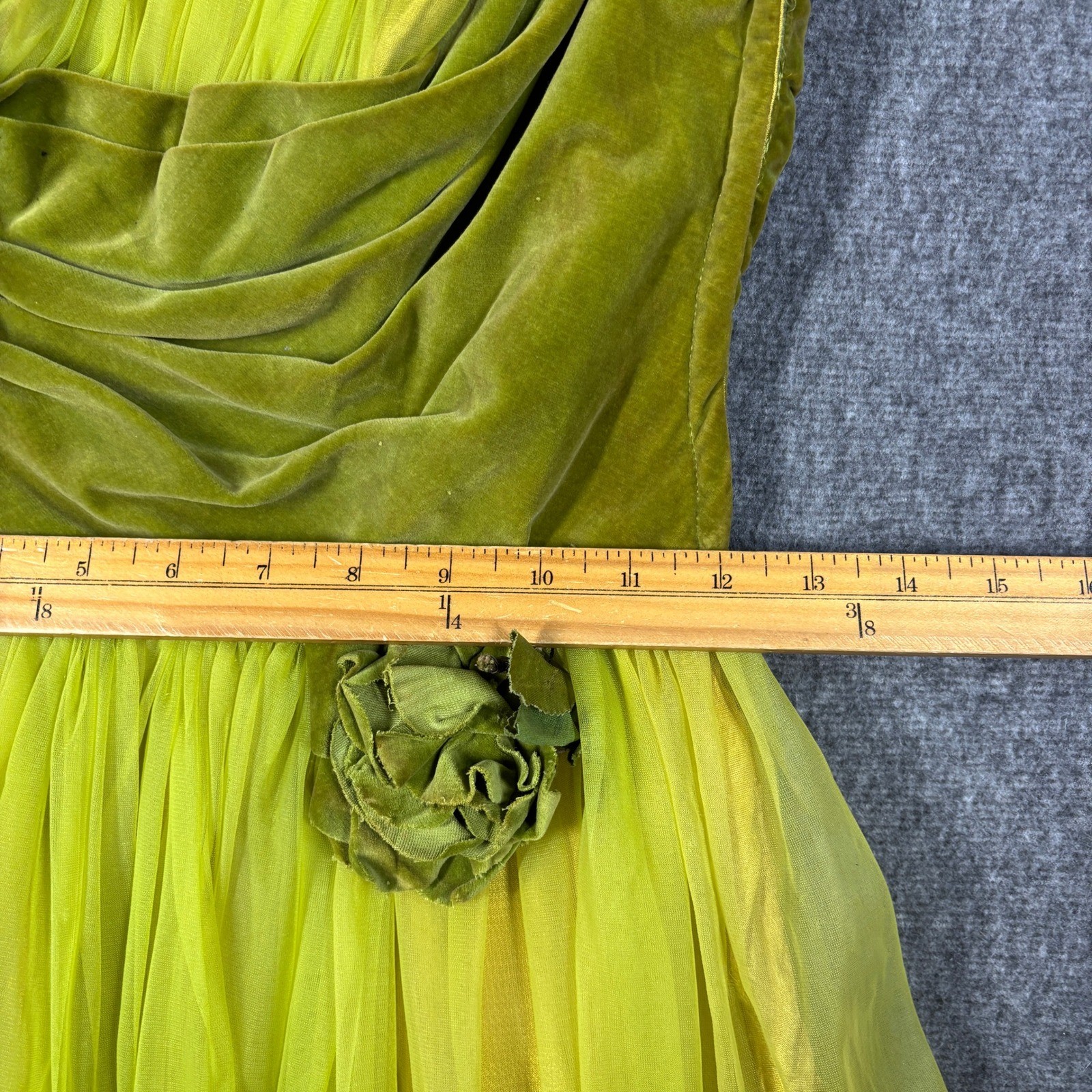 Vintage 1950s Chartreuse Velvet Tulle Prom Party Dress Green Floral Waist 25