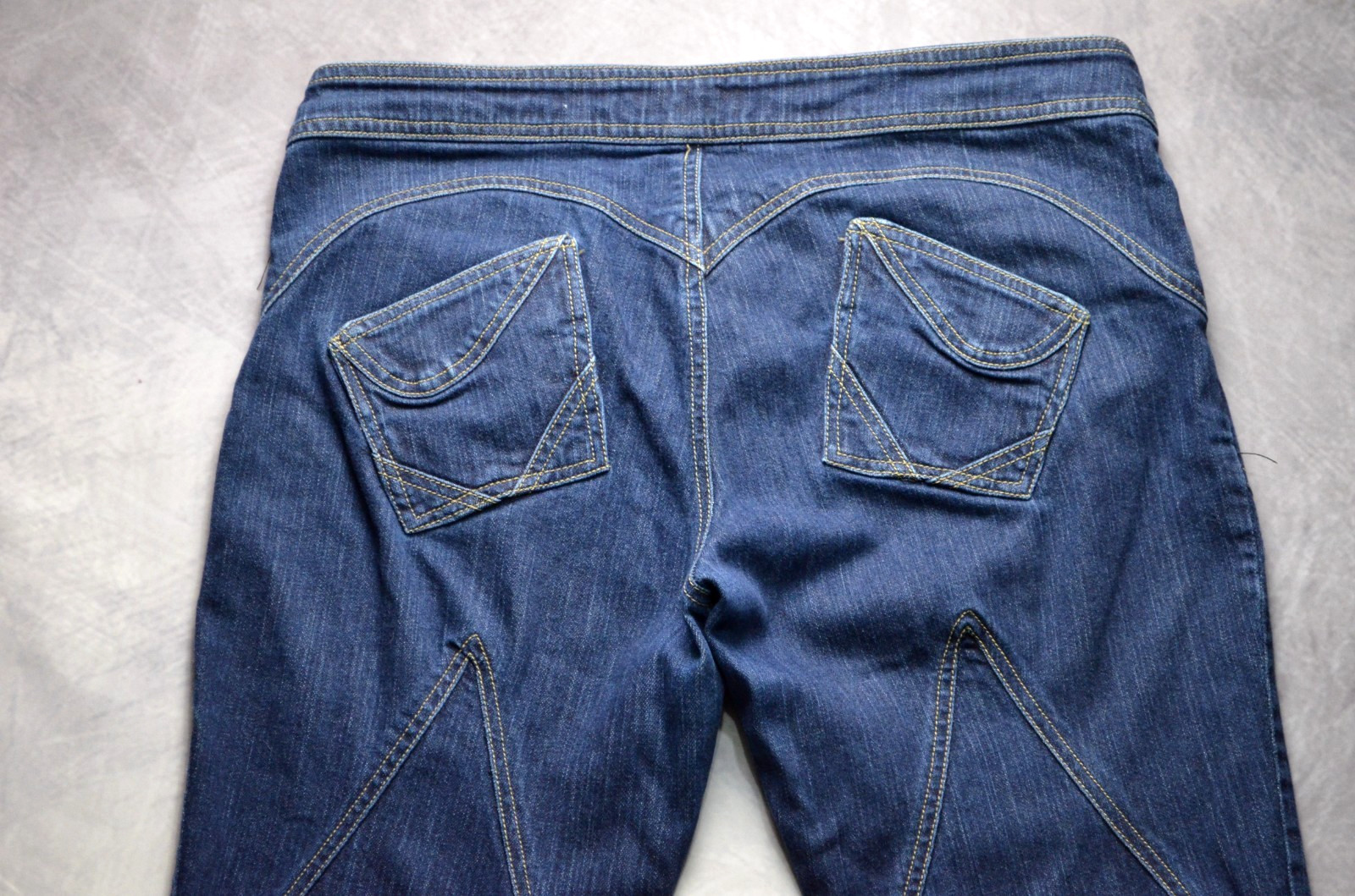 INSANE Bogdenoff LA Bell Bottom Flare Jeans Blue Size 32 Paneled Vintage Y2K