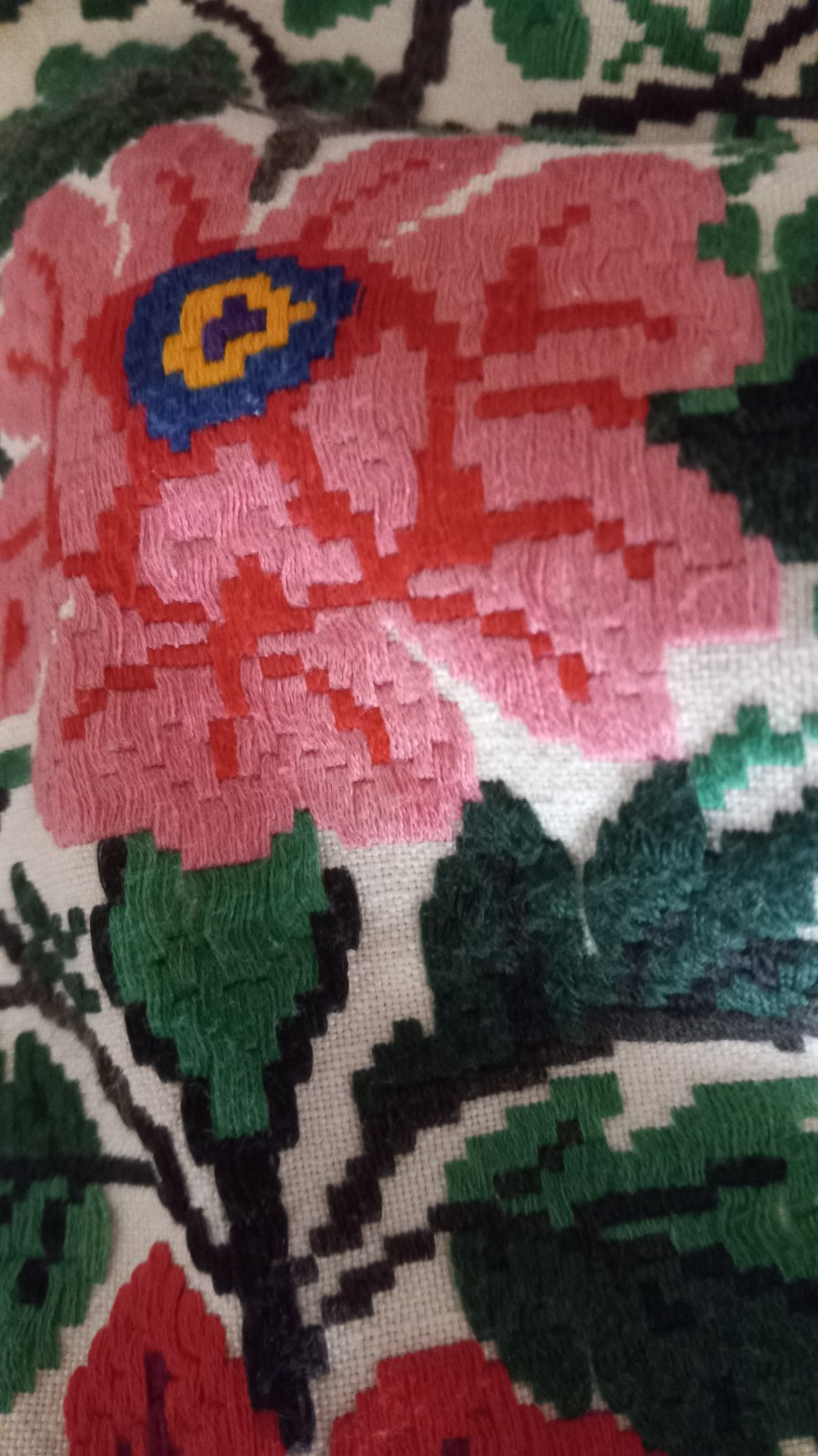 SUPER RARE UKRANIAN HAND EMBROIDERED HOMESPUN LINEN WOMAN DRESS 1900-1910