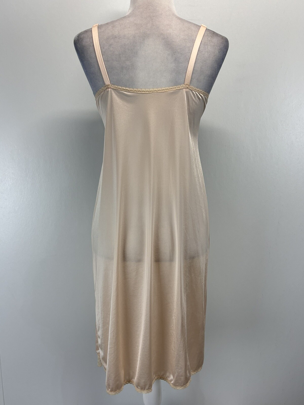 Christian Dior Full Slip Sz Small Beige Lace Trim Adjustable Straps Nylon USA