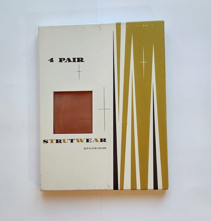 NEW Vintage Strutwear Stockings Size 9.5 Nylon 4-Pairs Paris Beige Coquette Glam