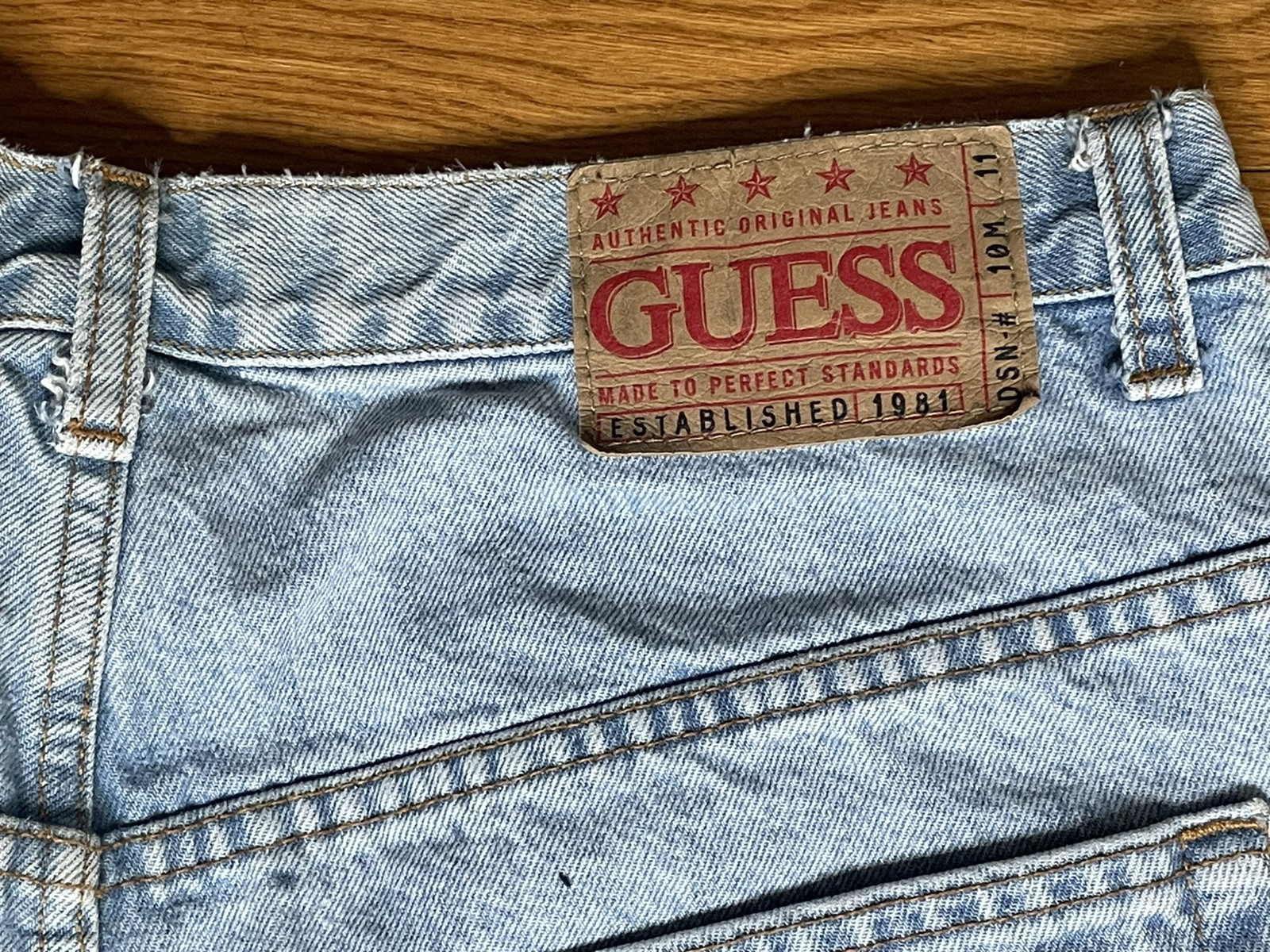 Guess 34×30 Actual 33×30 Mom High Waist Denim Taper Leg Y2K Double Button Jeans