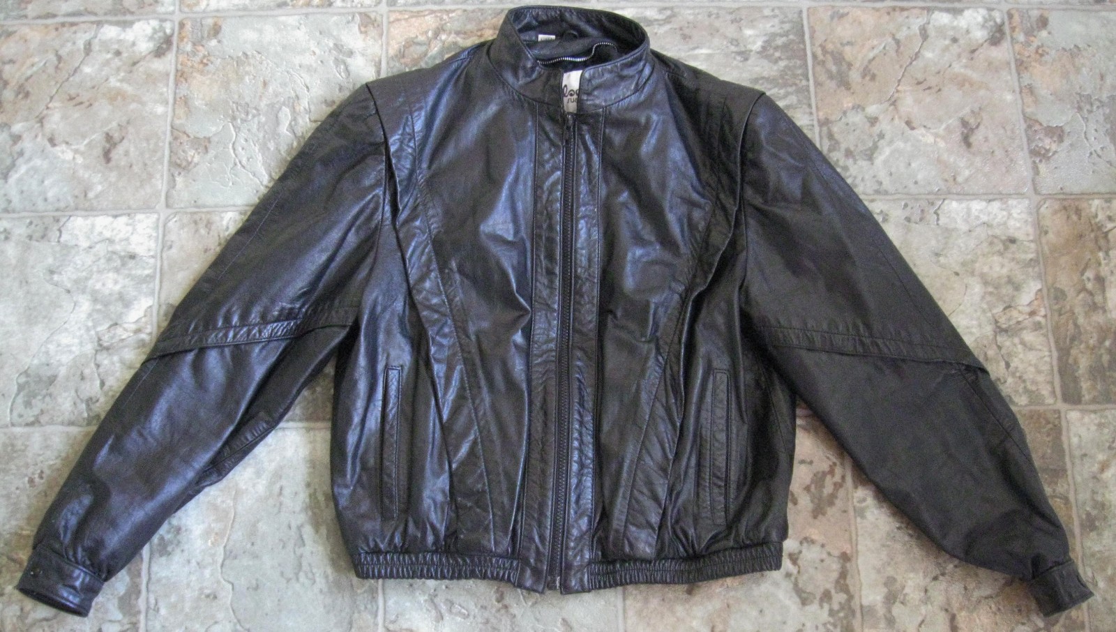 WOMEN&rsquo;S VINTAGE WILSONS BLACK LEATHER BIKER JACKET SIZE 12