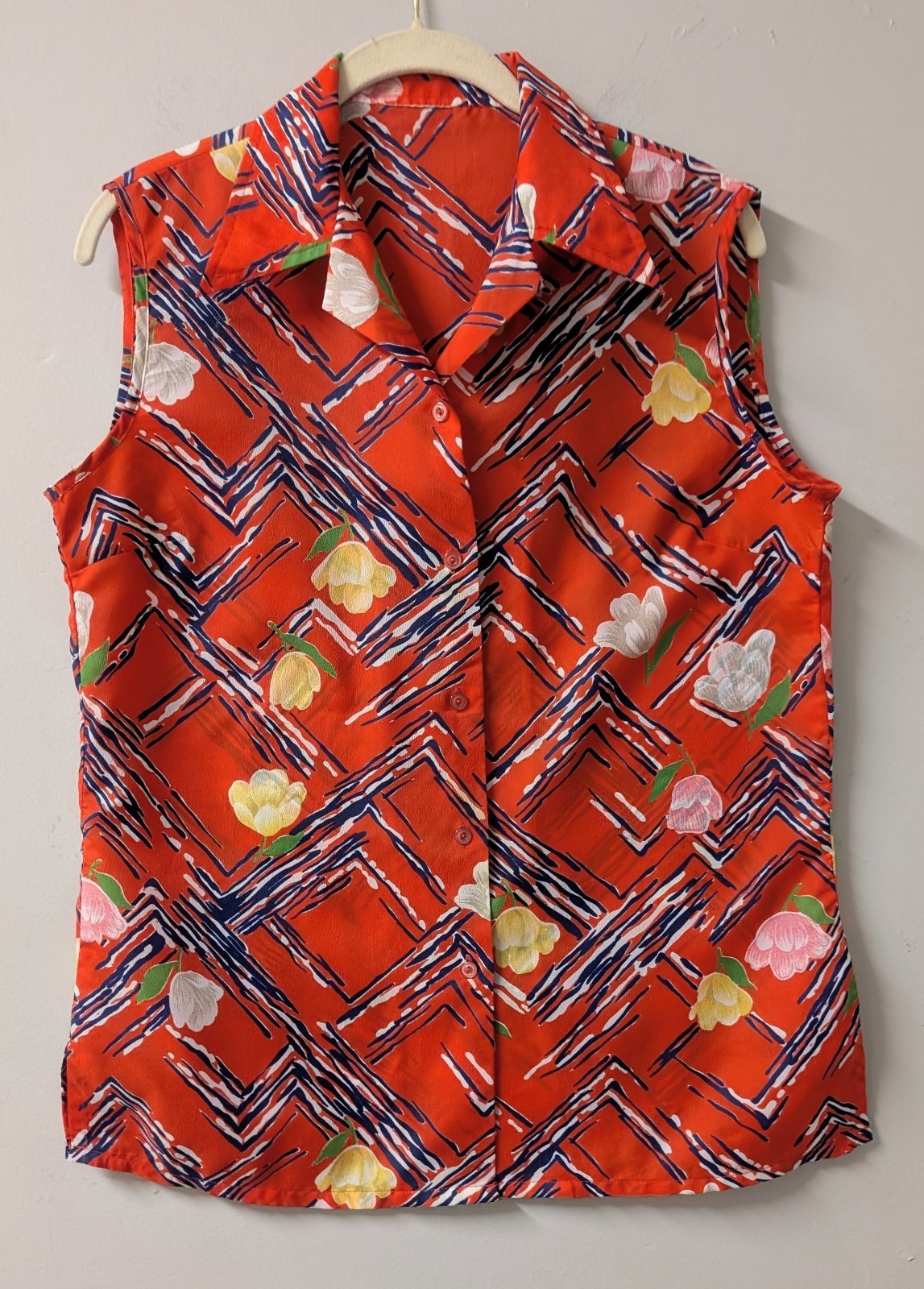 Vintage 70&rsquo;s Absteact Flower Sleeveless Button Down Top M/L
