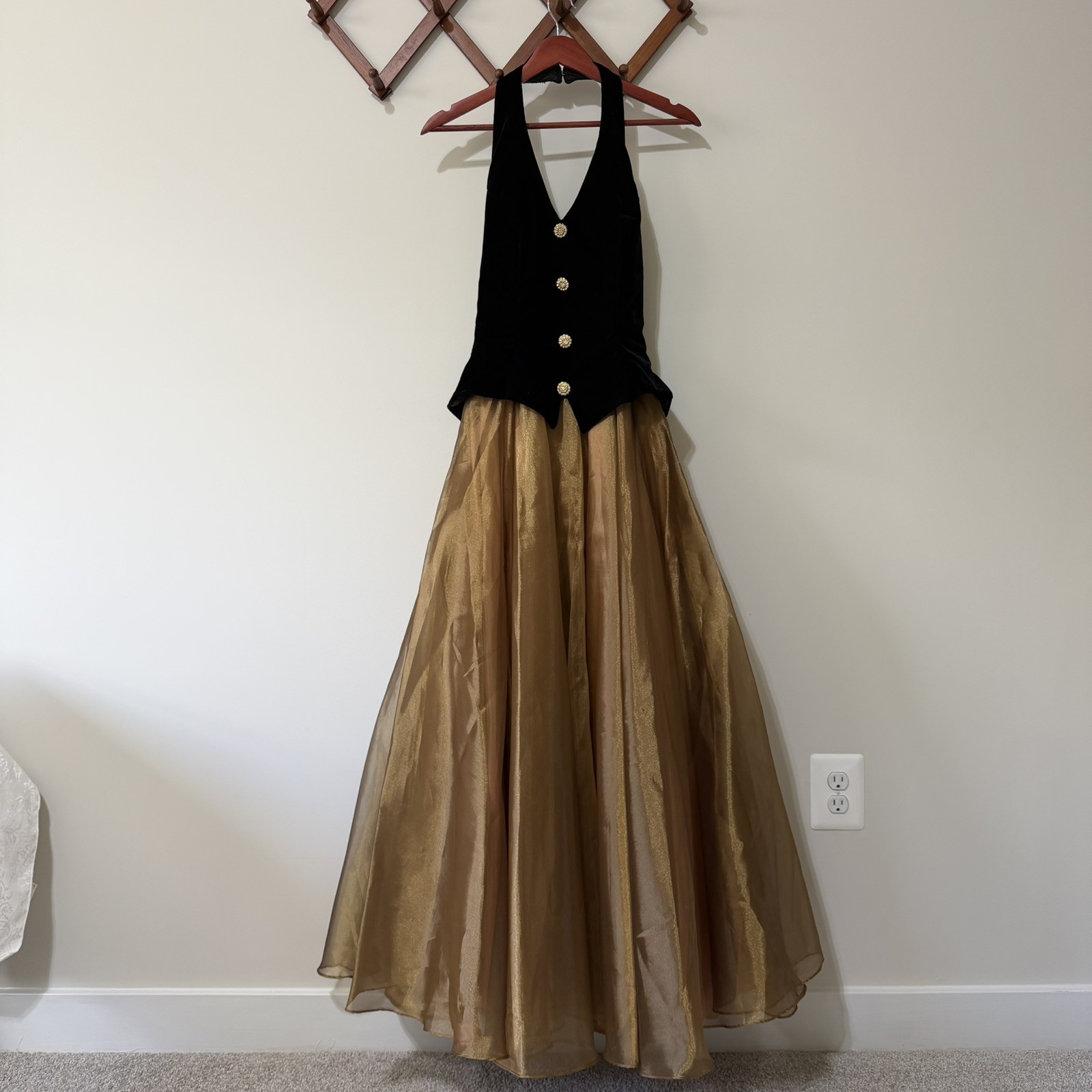Vtg Gown Sz 6 Velvet Halter Formal Party Cocktail Prom Gold/Black Dave & Johnny