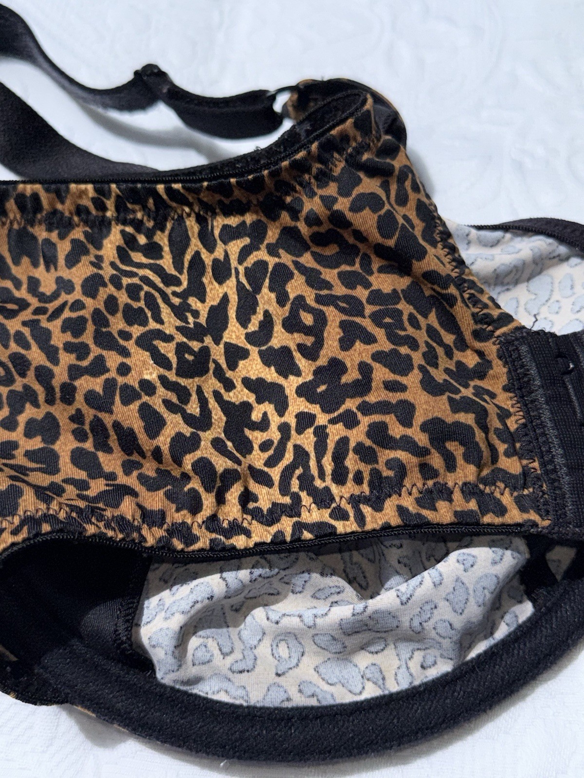 Vtg Bra UW Leopard Vanity Fair Animal Unlined Wide Band Copper Black Brown 40DD