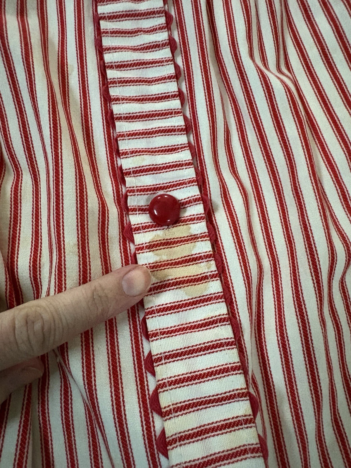 VINTAGE LEISURE LIFE House Dress Grandma Red Stripe Cute Apple Pockets Large