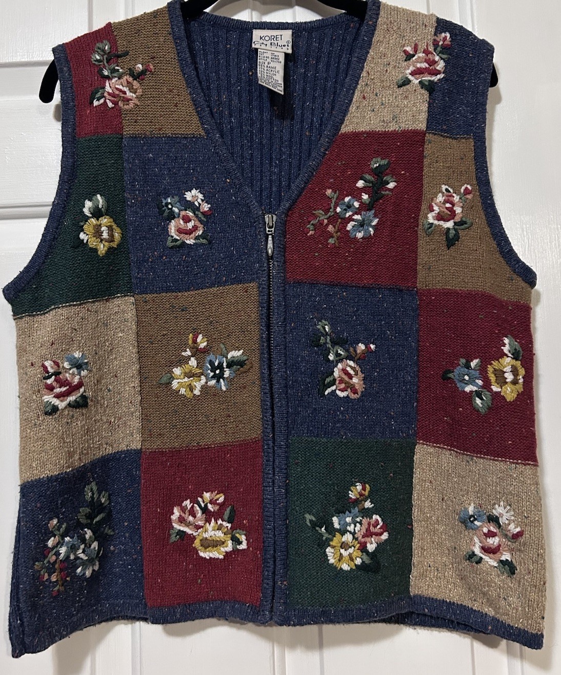 Vintage 90s Patchwork Floral Sweater Vest Grannycore Teacher Grandma Cottagecore