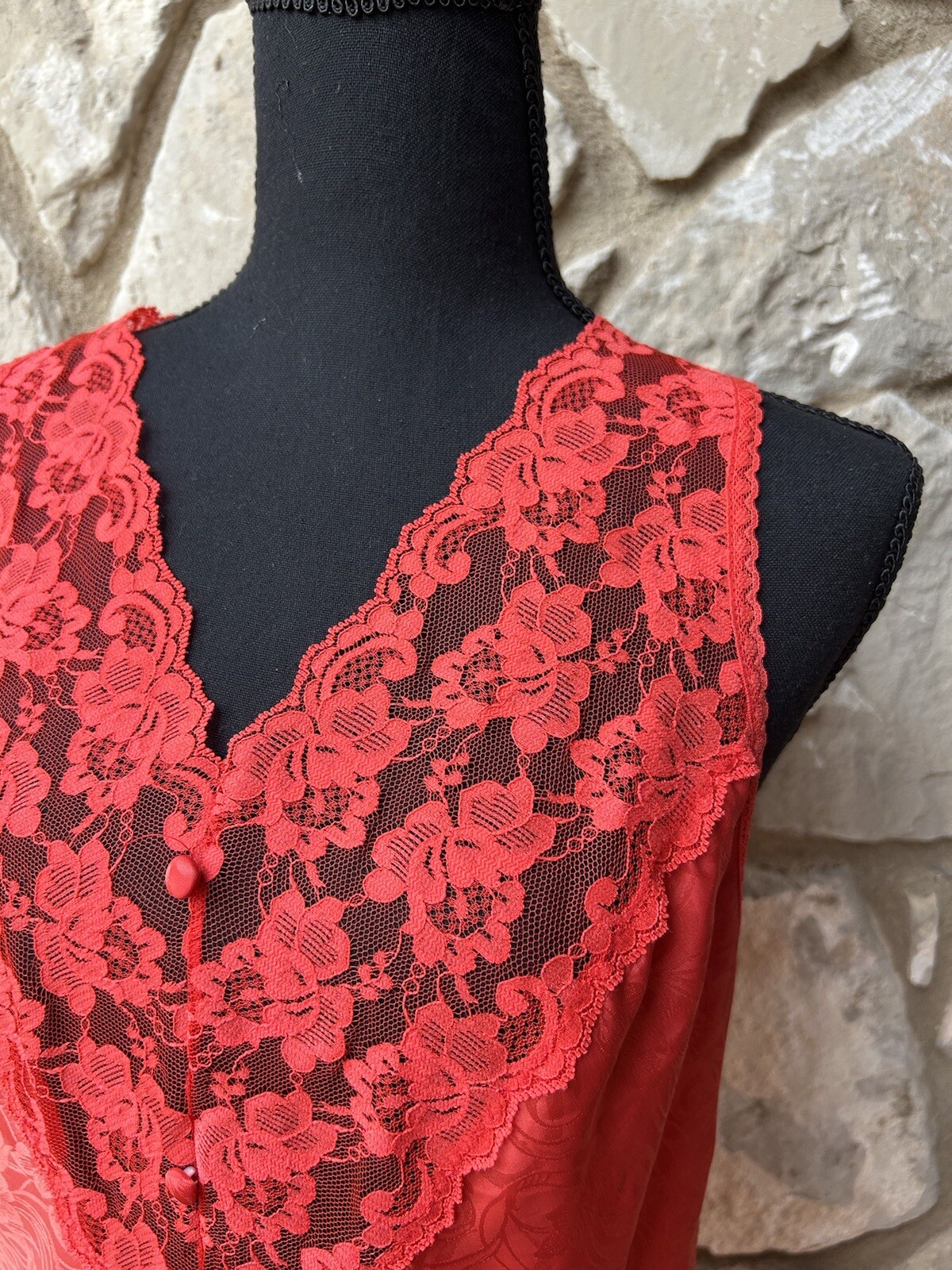 Vintage Val Mode Nightgown Medium Red Liquid Satin Lace Excellent Condition