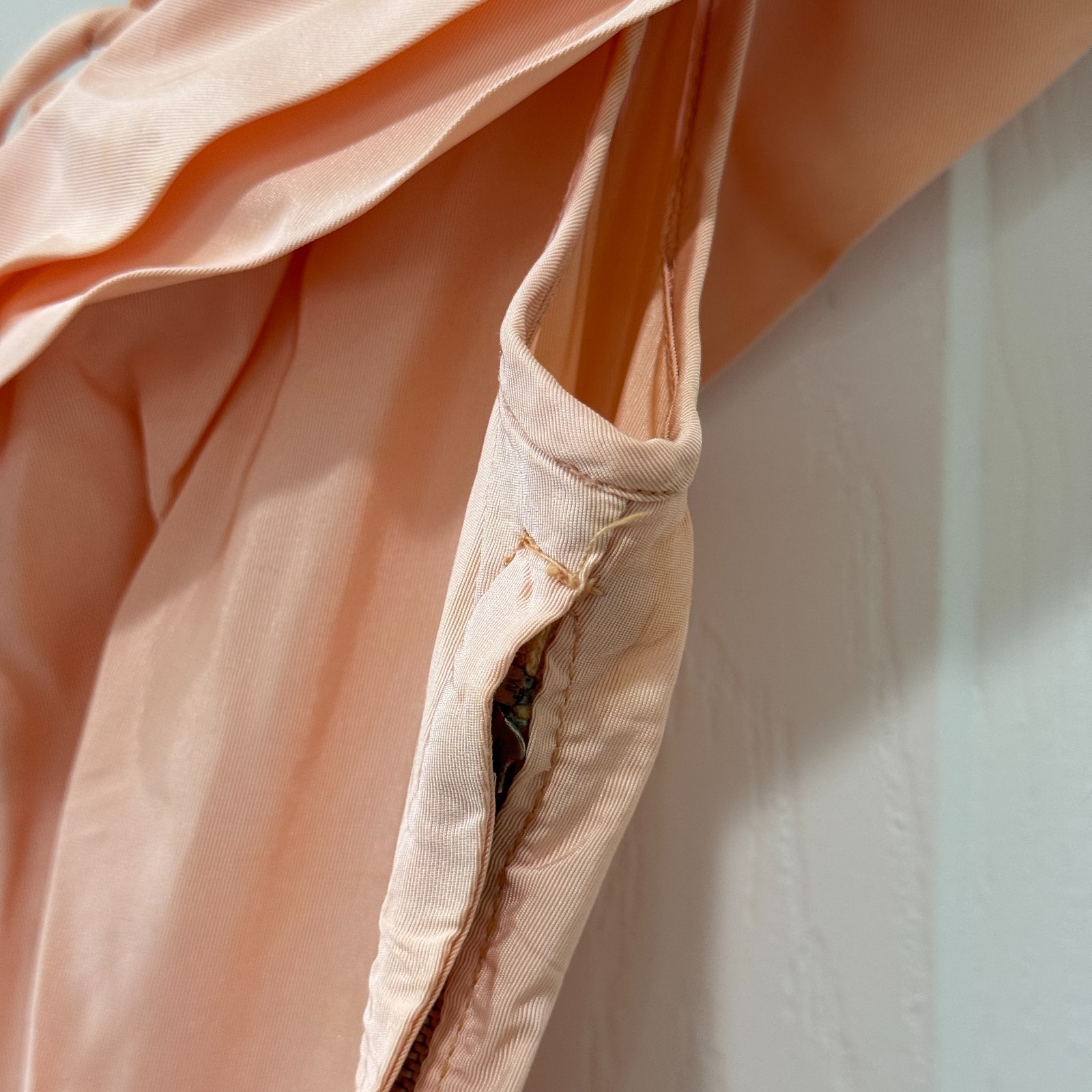 Vintage 40s 50s Peach Pink Taffeta Off Shoulder Gown Peplum Talon AS IS XS
