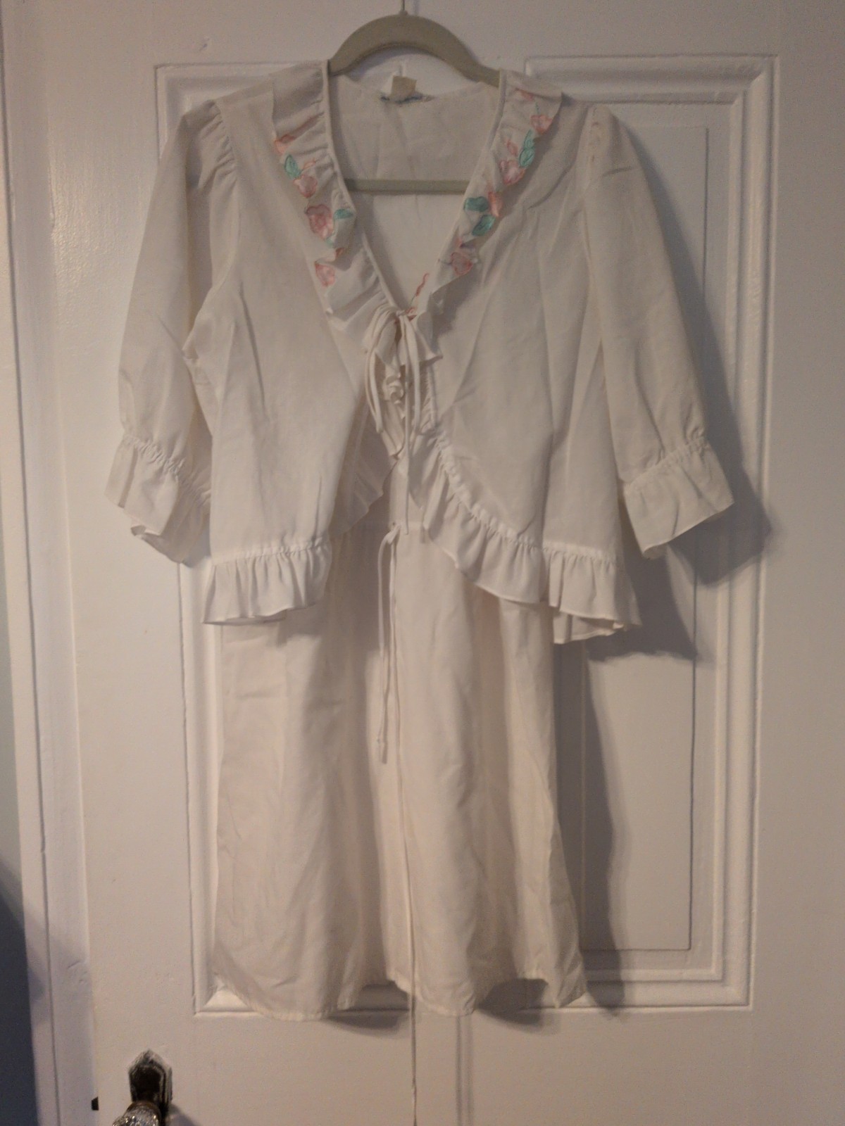 Vintage Cotton Blend Short Nightgown Robe Set Pink Flower Applique Trim Ruffle