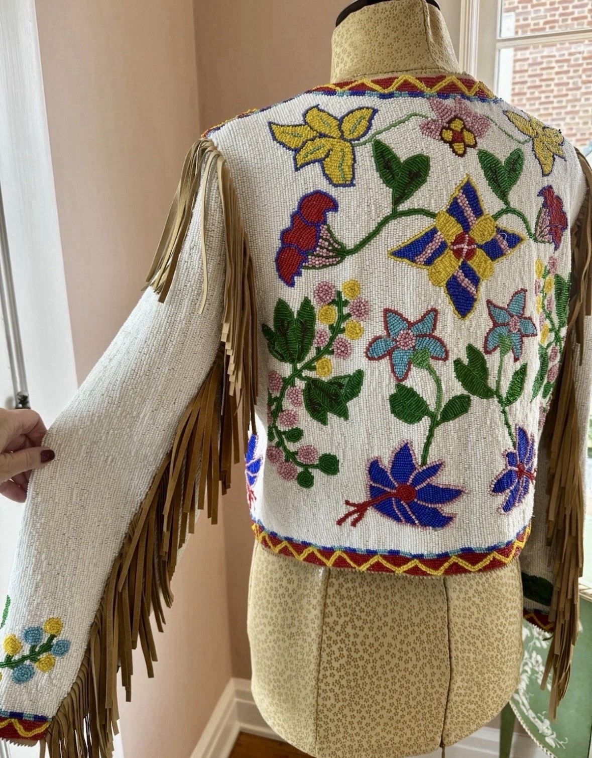 Hairston Roberson Museum-Quality Fully Beaded Native American–Style Jacket XS-S